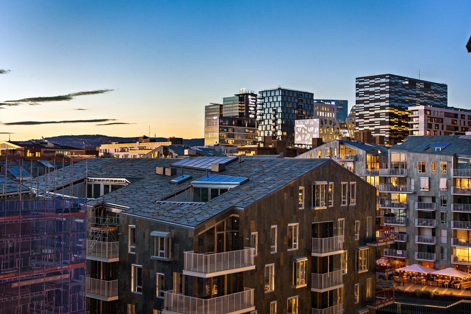 Utsikt mot Barcode fra balkongen Galleribilde