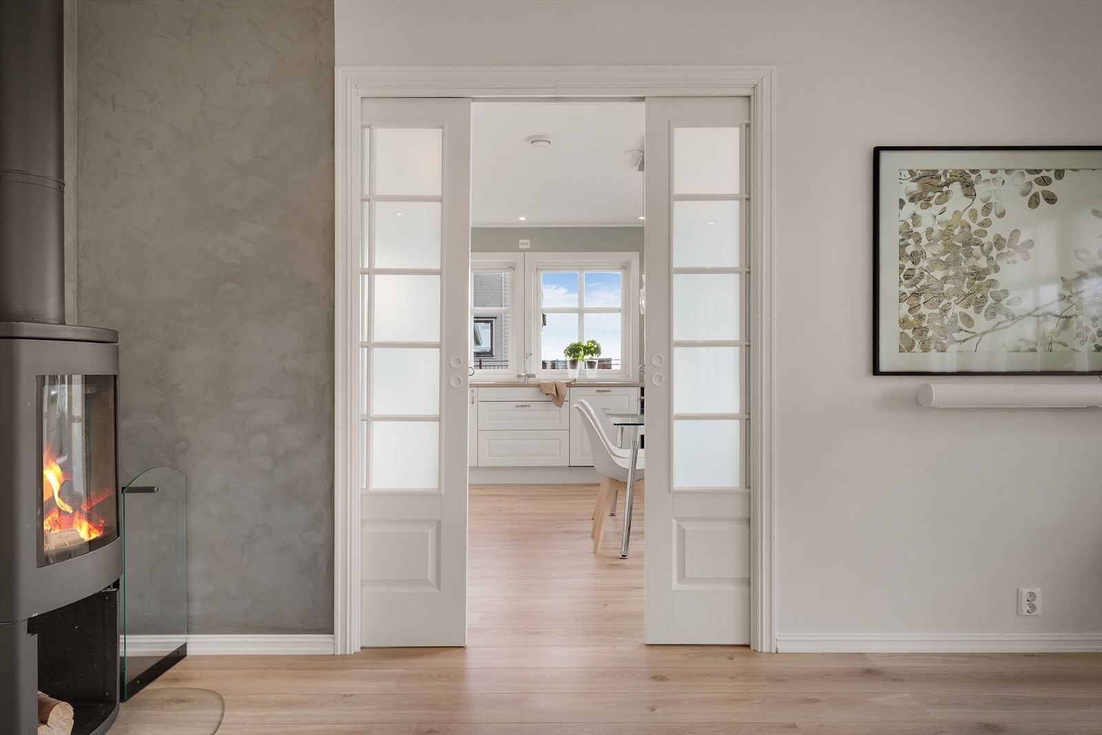 - Merk at du har både peisovn og varmepumpe i stuen - Galleribilde