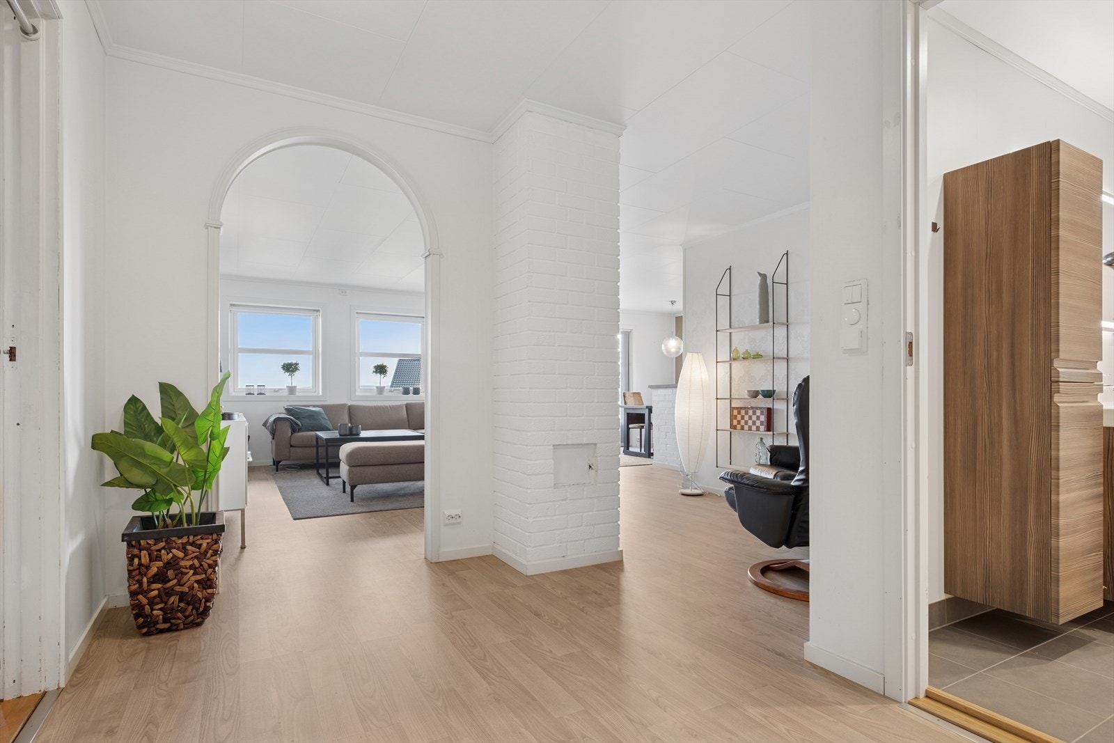 Mellomgang til stue Galleribilde