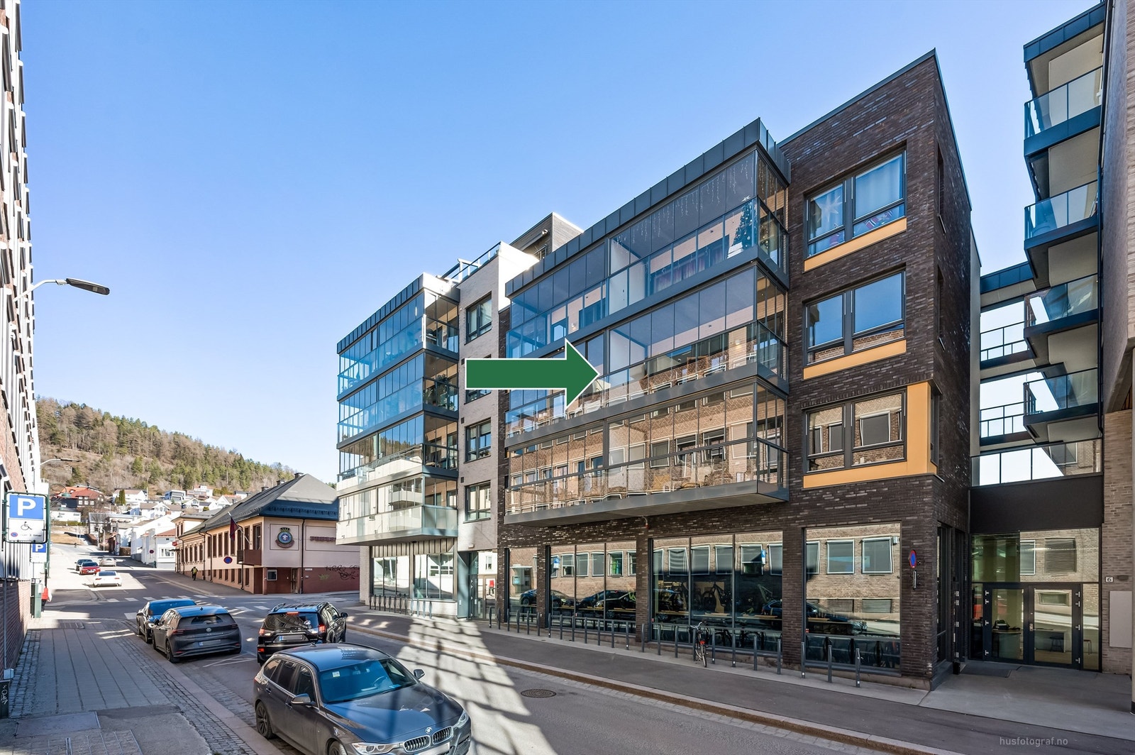 Umiddelbar nærhet til dagligvarebutikk og restauranter Galleribilde