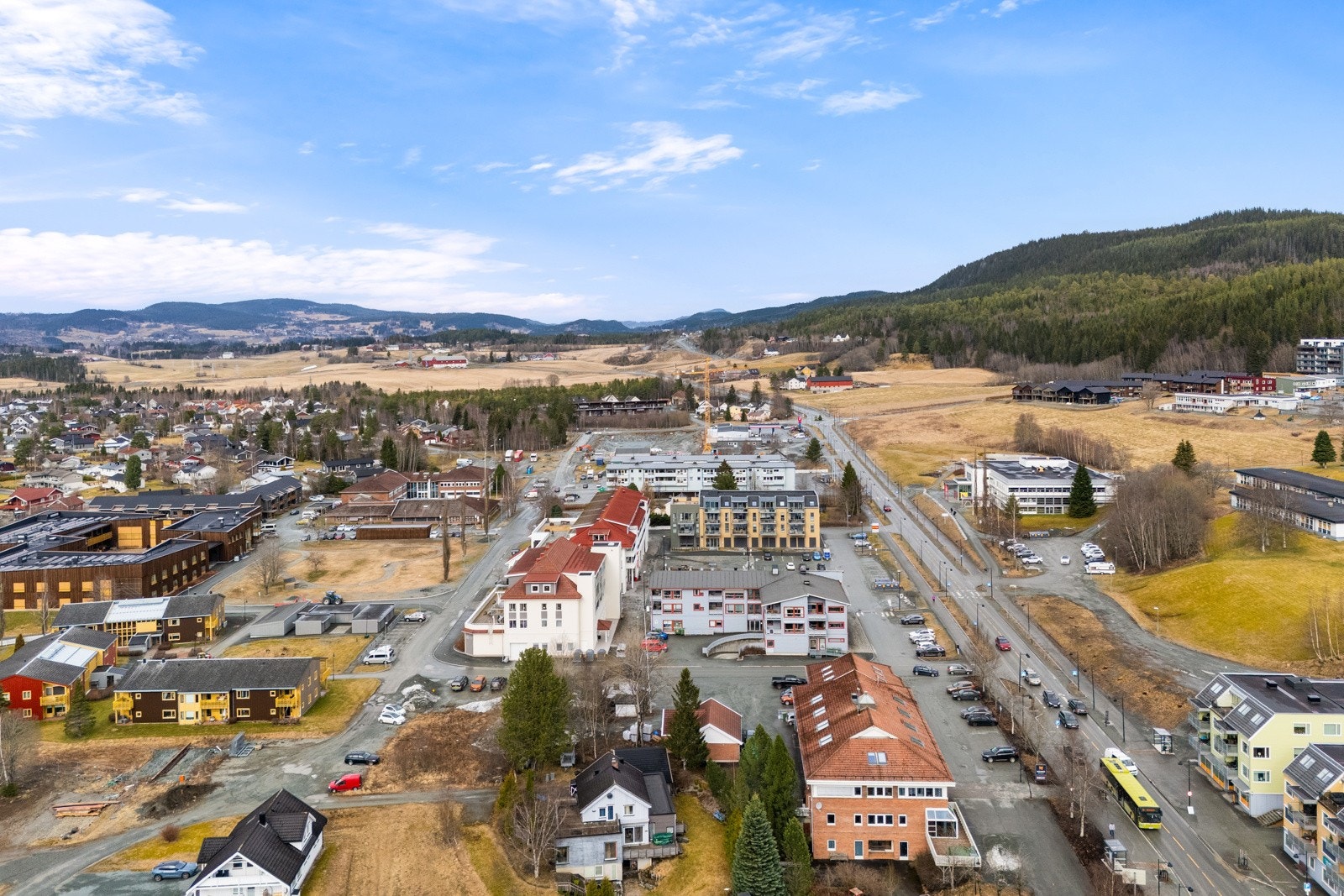 Fra leiligheten er det kort vei til det meste man trenger i det daglige. Galleribilde