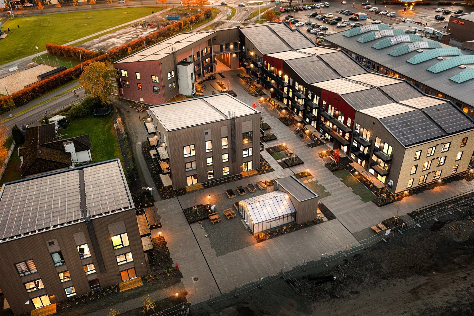 Sameiet Gartnersletta vil bestå av 201 seksjoner, hvor det er 200 boligseksjoner og 1 næringsseksjon. Dette når byggetrinn 2 ferdigstilles. Galleribilde