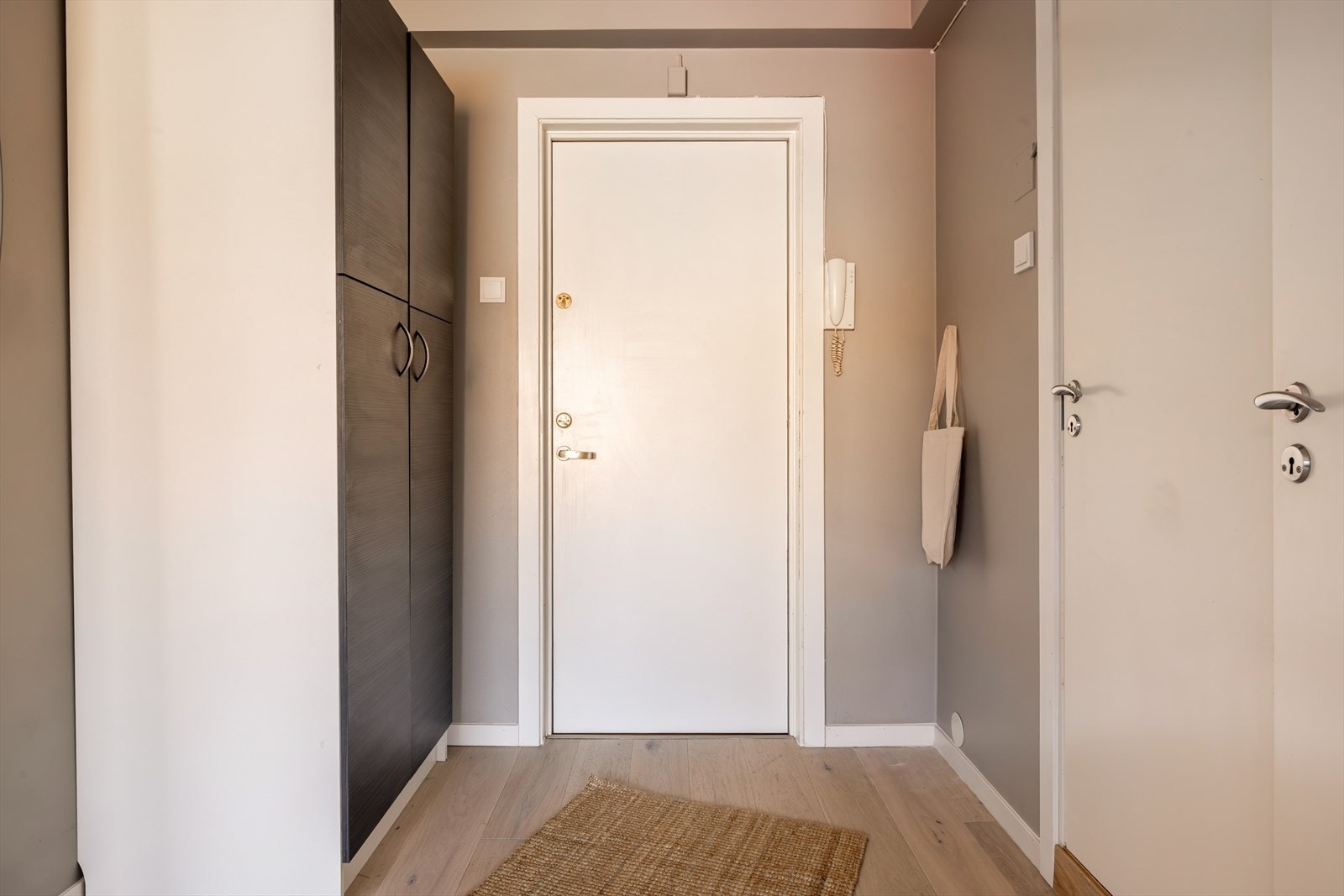 I tillegg er det ekstra lagringsplass i kjellerbod. Galleribilde