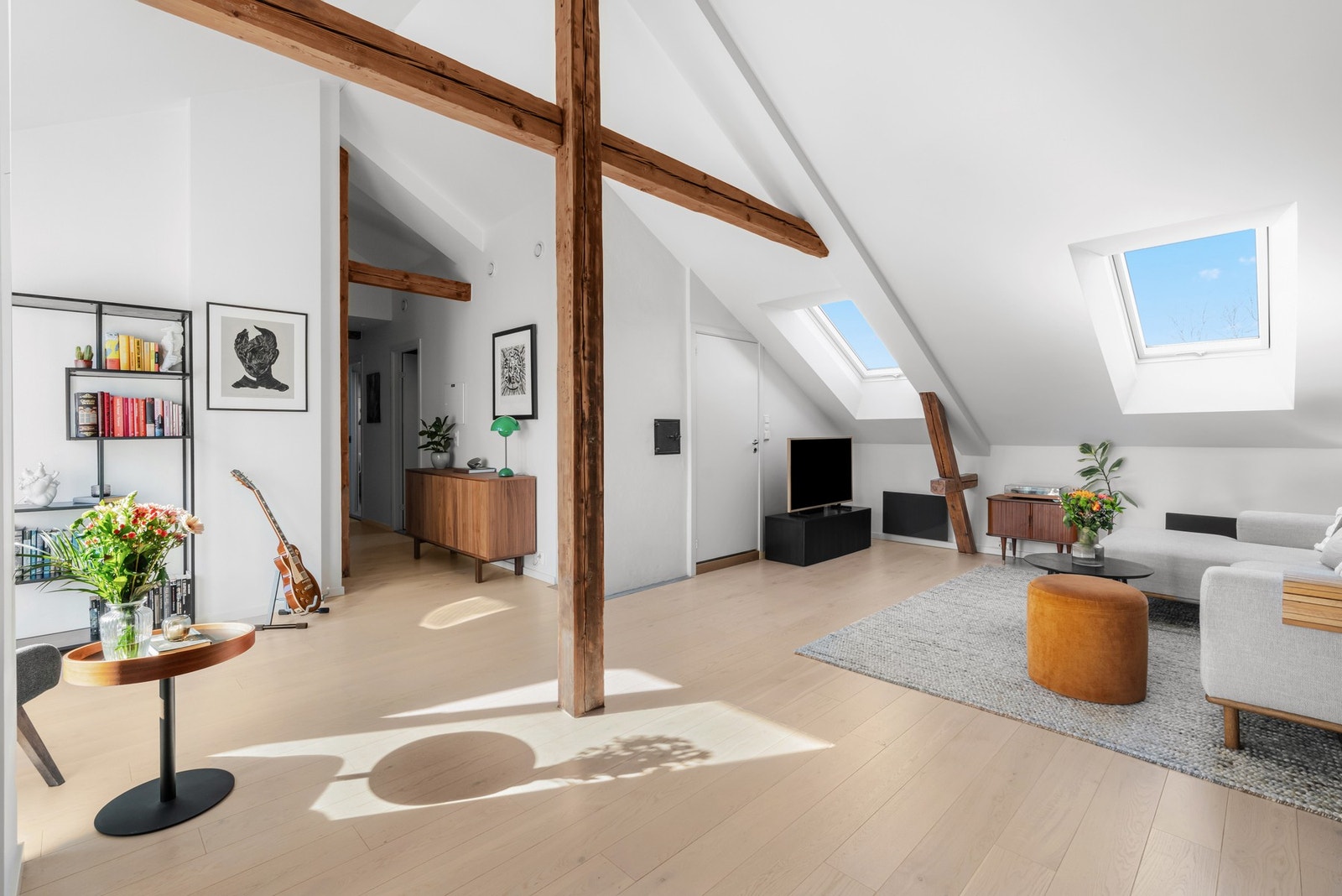 Det er mulighet for etablering av peis til vedfyring Galleribilde