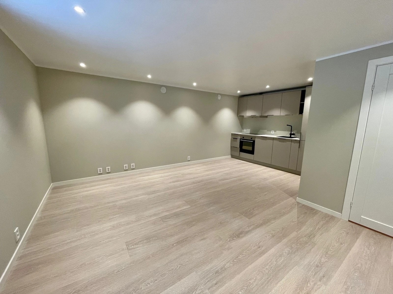 Leies ut for kr. 12 500,- pr. mnd. Galleribilde