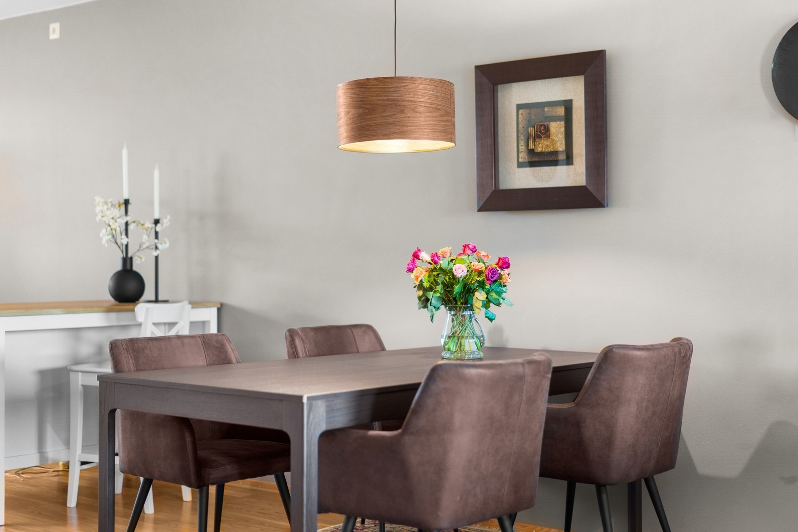 Spisestue kan innredes mot kjøkkenet. Galleribilde