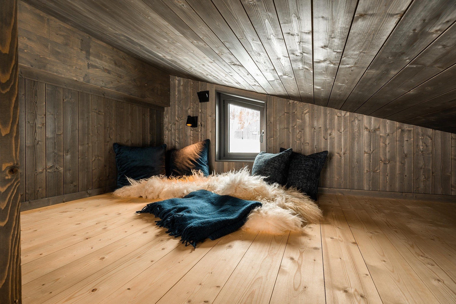 Hems (Glimre fra LY Hytta). Galleribilde