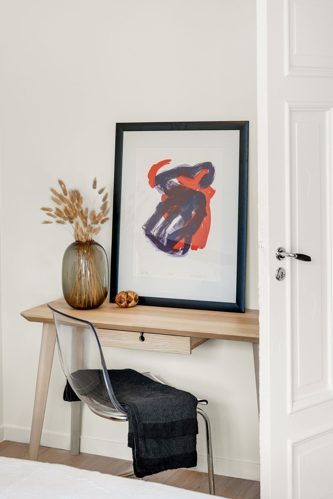 Detaljer - Legg merke til originaldørene med speilfronter Galleribilde