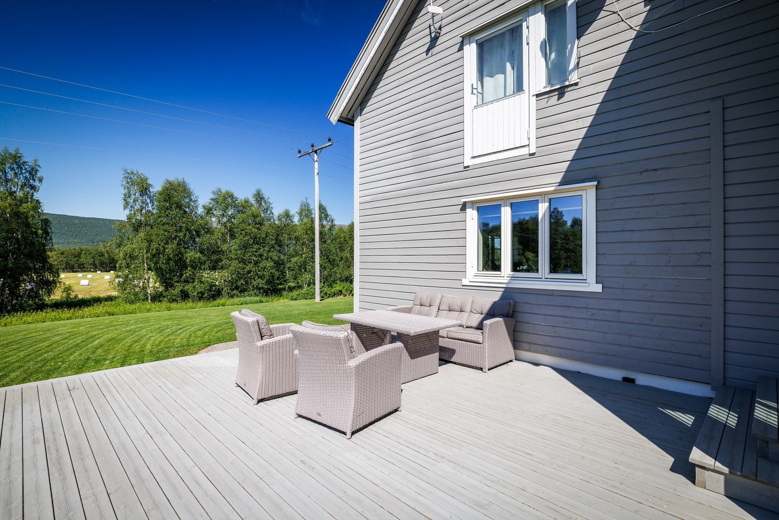 Terrassen er oppført i 2014 Galleribilde