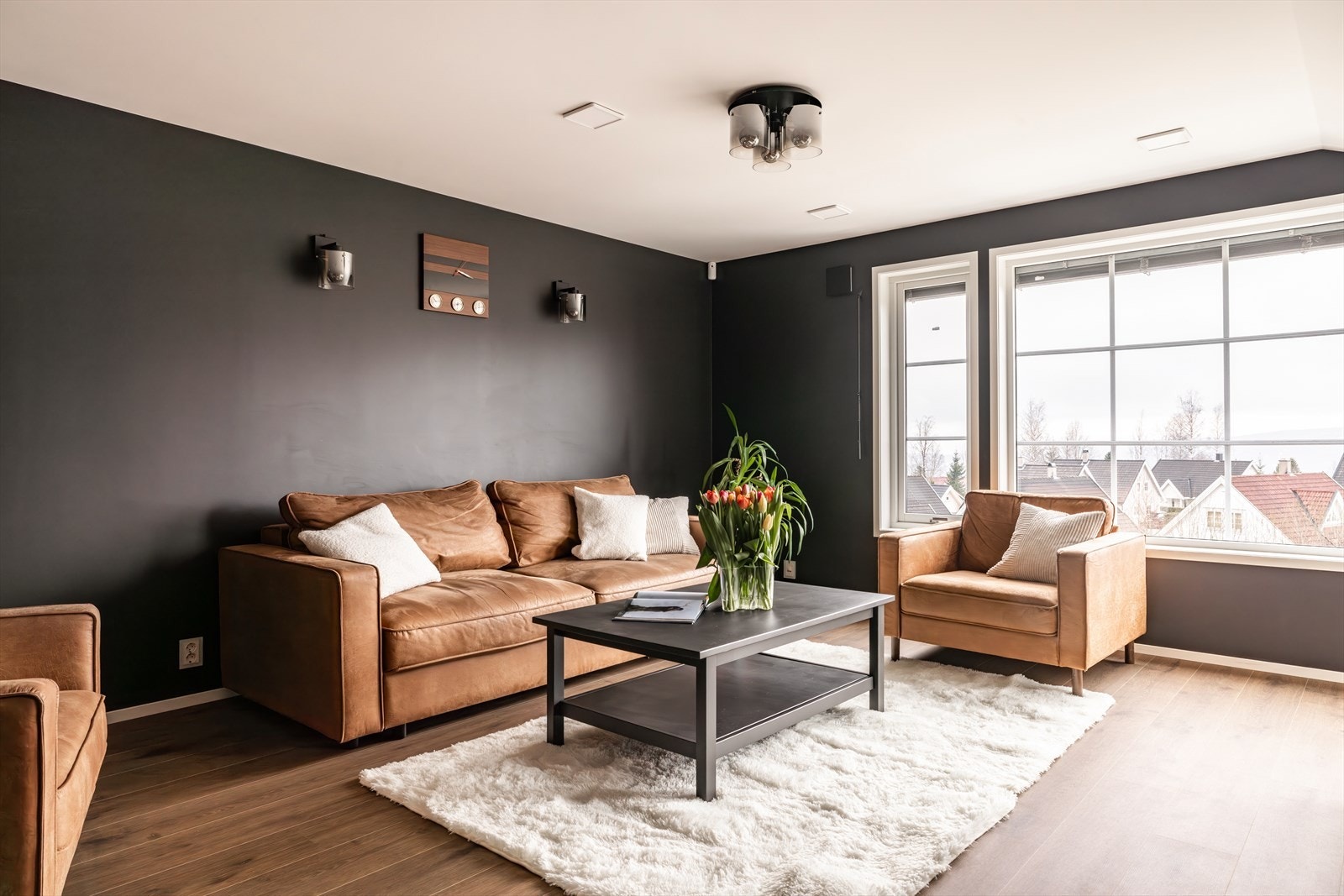 Velkommen til Haugane 19E, presentert av Nordvik Asker. Galleribilde