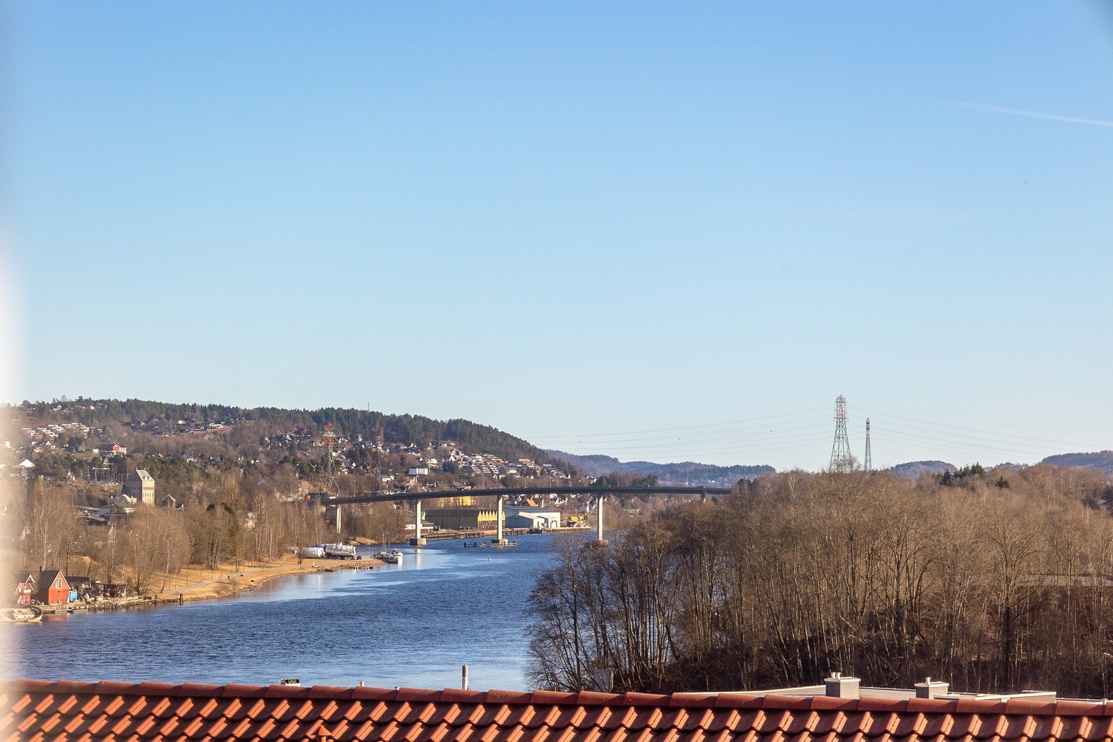 Nydelig utsikt fra soverommet. Galleribilde