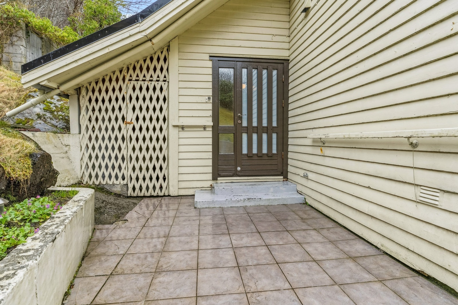 Inngangsparti. Galleribilde