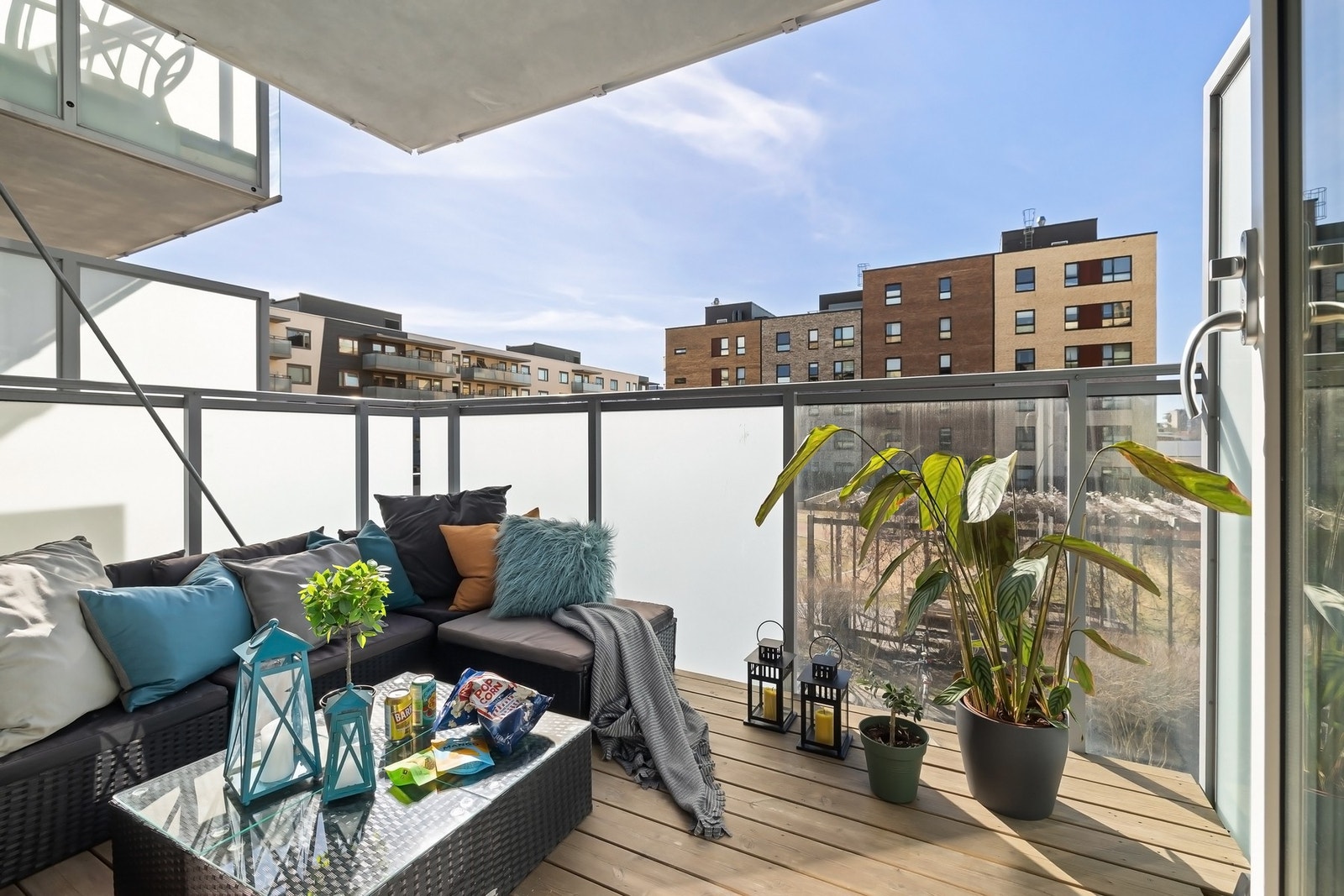 Balkongen har hyggelig utsyn Galleribilde