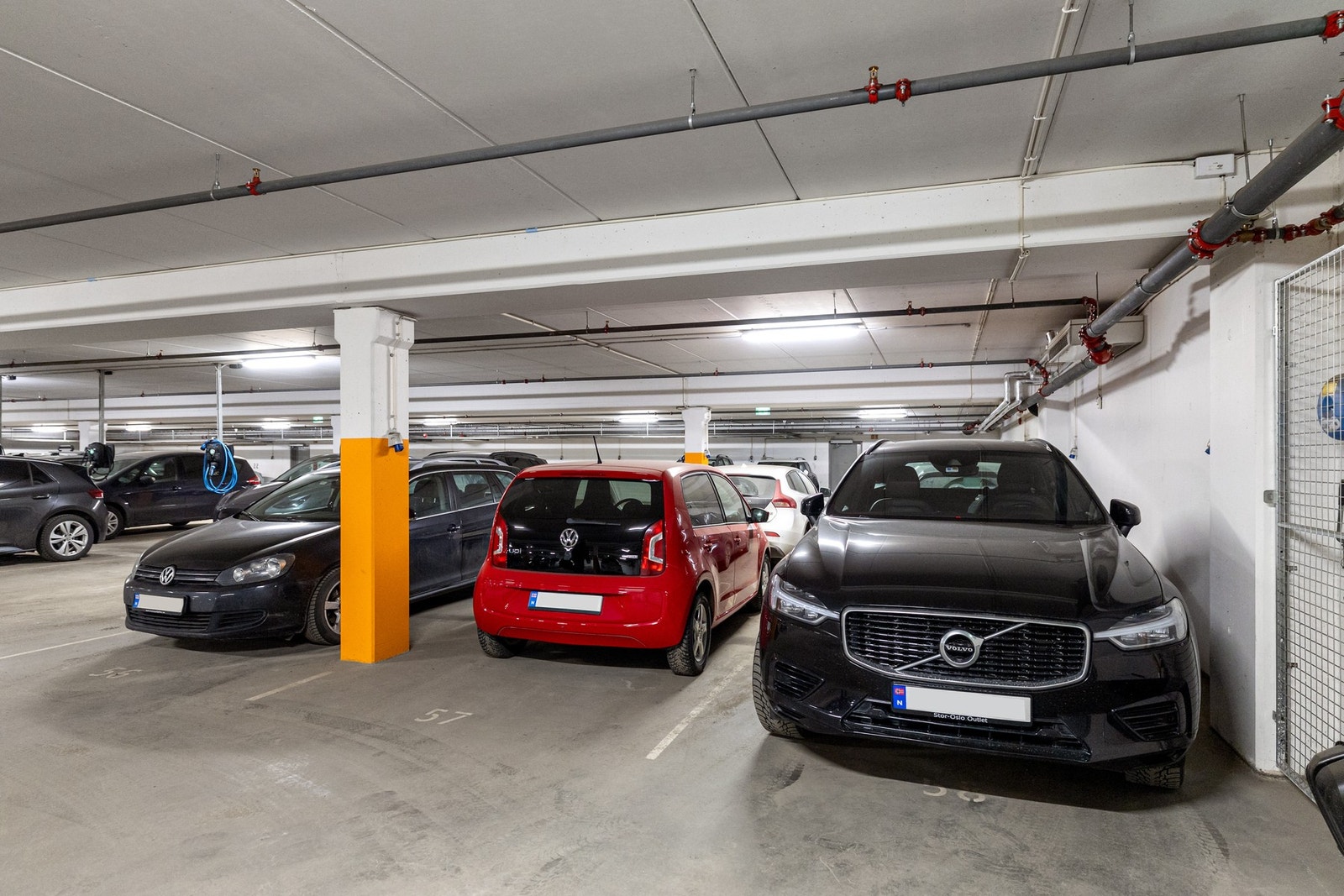 Det medfølger 1 garasjeplass i felles garasjeanlegg med elbil lader Galleribilde