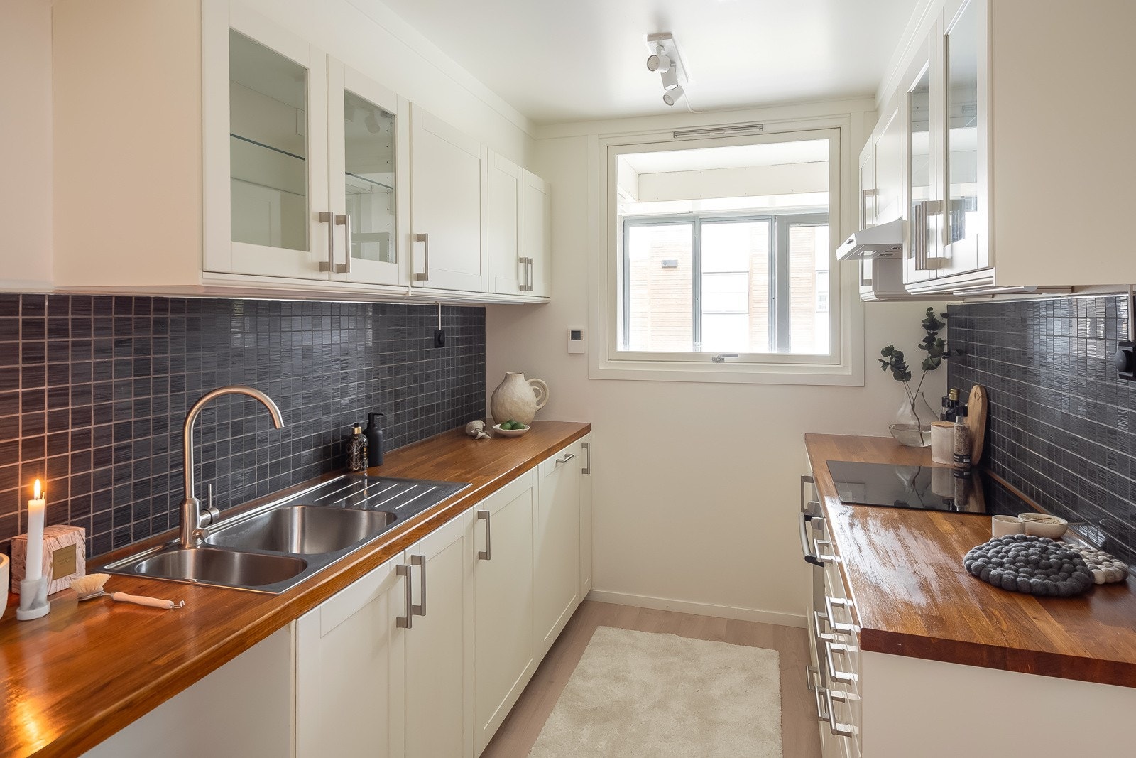 Pent kjøkken på 6,8 kvm Galleribilde