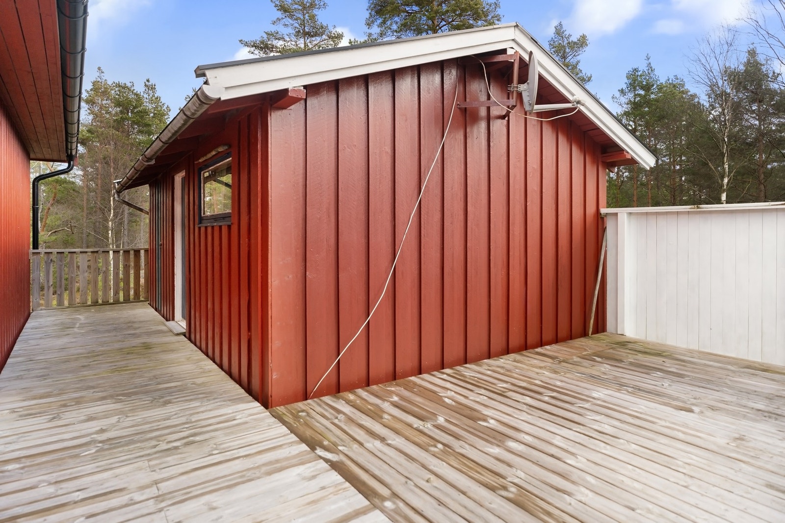 Anneks som i dag er innredet med seng. Galleribilde