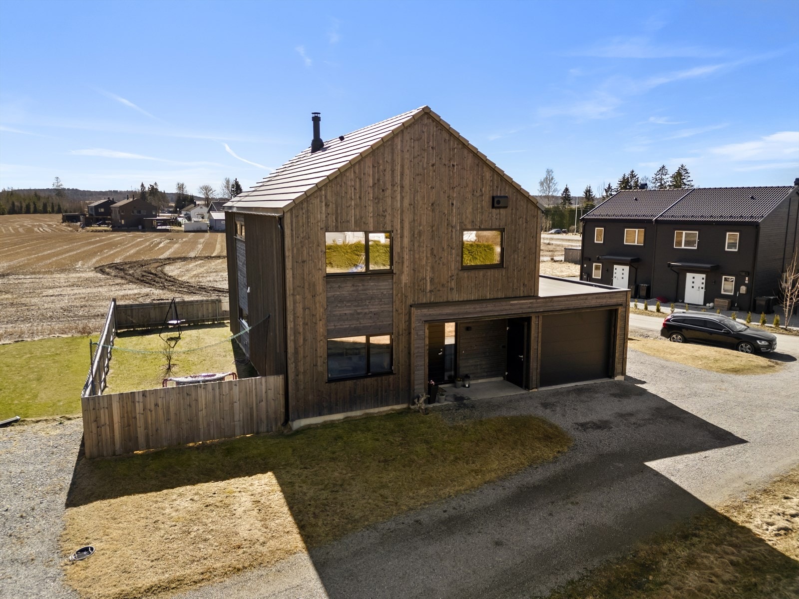 Moderne enebolig med god standard, perfekt for deg som vil flytte rett inn! Galleribilde