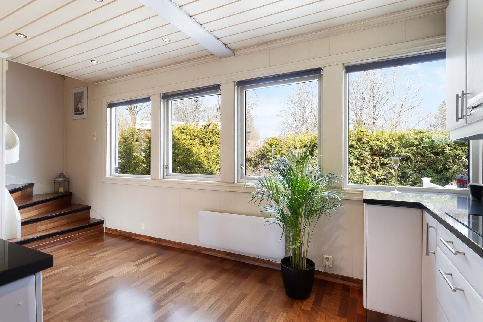 Her er det store vindusflater som gir godt med lysinnslipp. Galleribilde