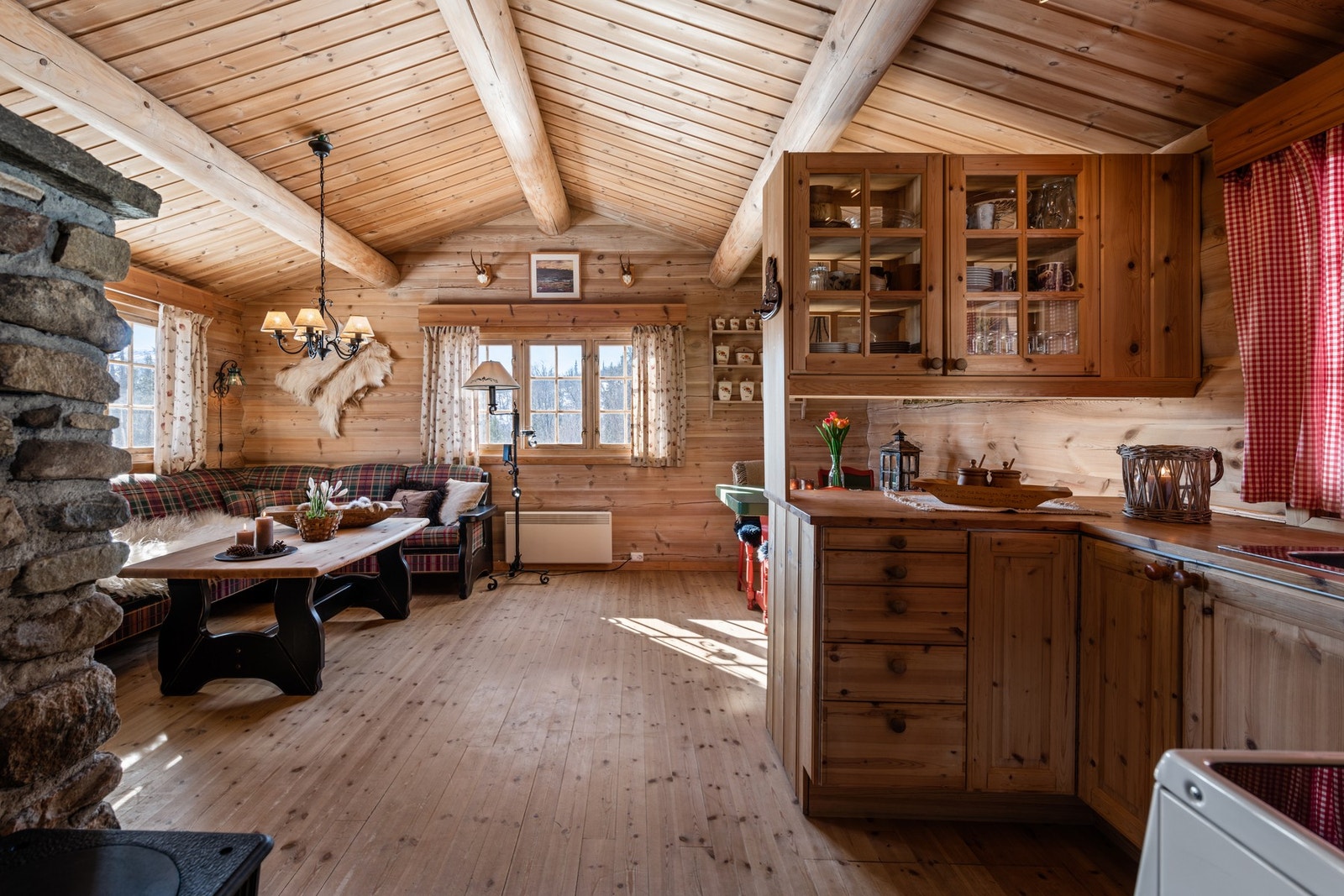 Den åpene løsningen gjør de sosiale sammenkomstene ekstra hyggelige. Galleribilde