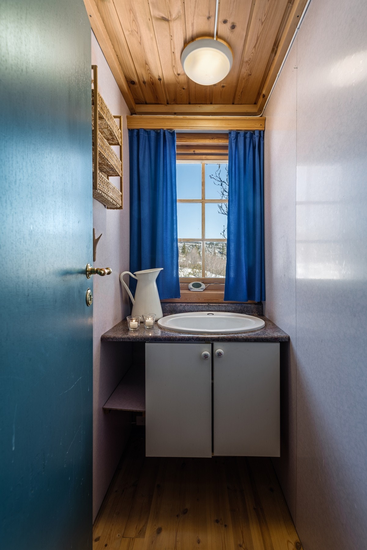 Eget rom med vask. Galleribilde