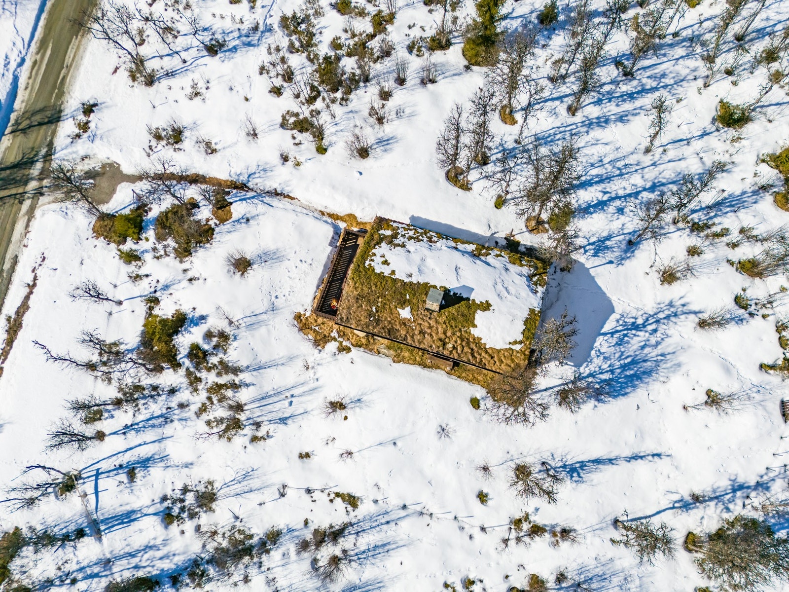 Oversiktsbilde av eiendommen. Galleribilde