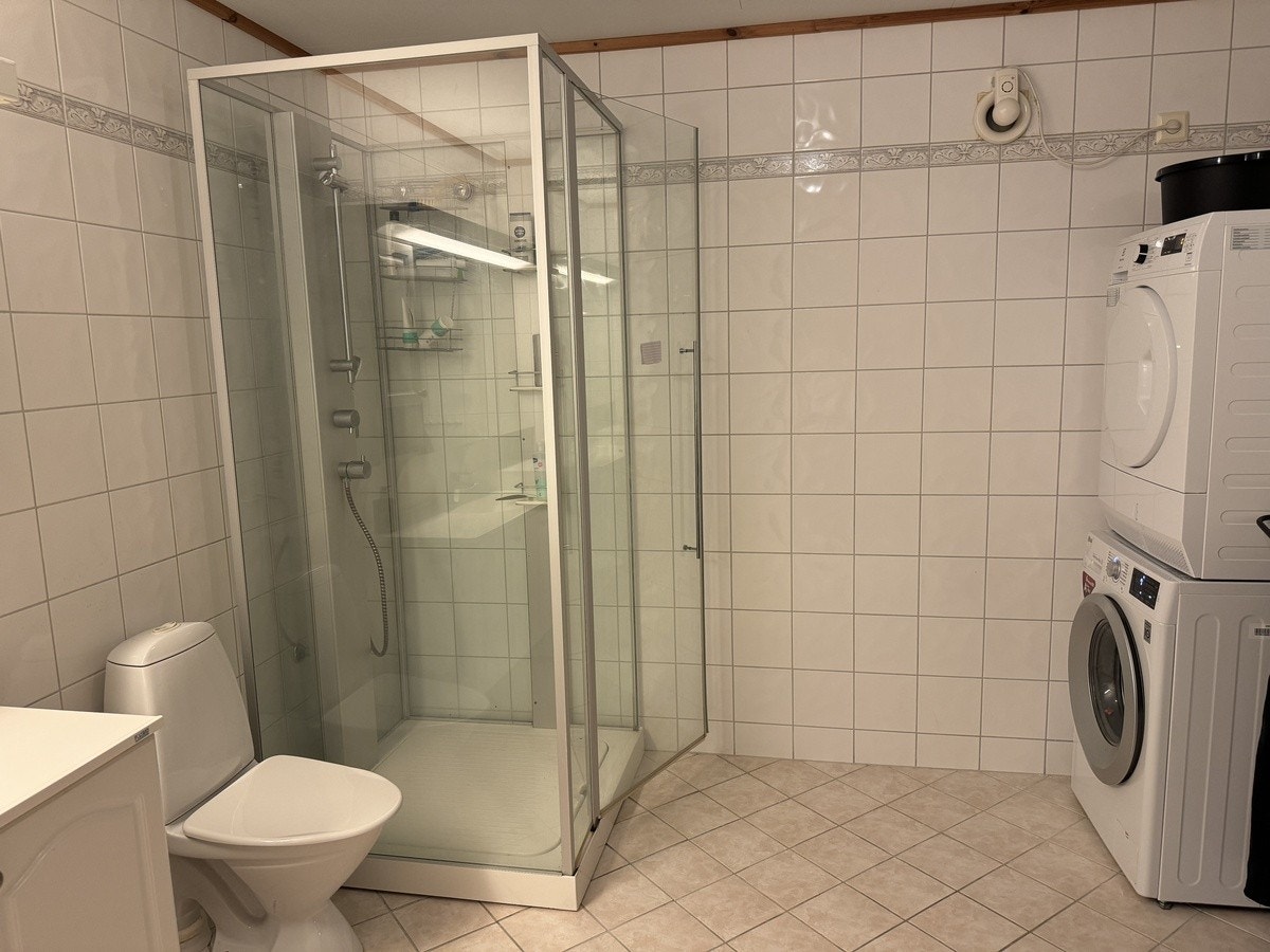 Bad m vaskemaskin og tørketrommel Galleribilde