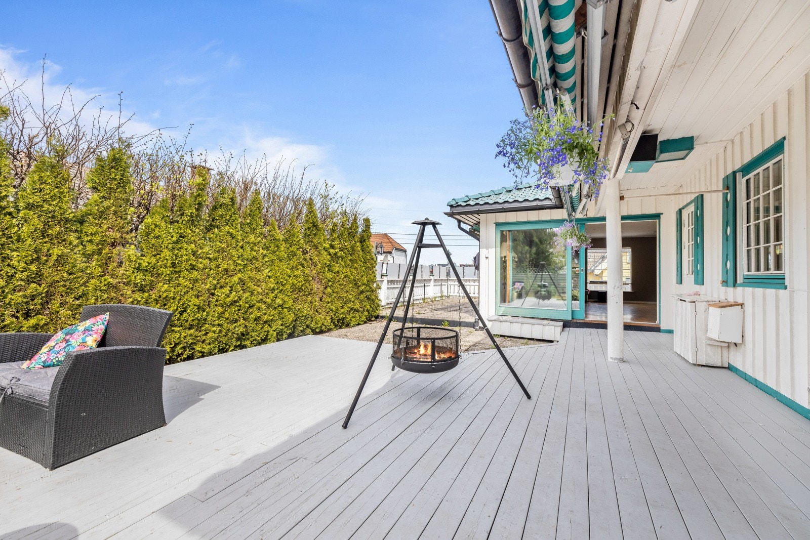 Store og skjermede uteområder med gode solforhold. Galleribilde