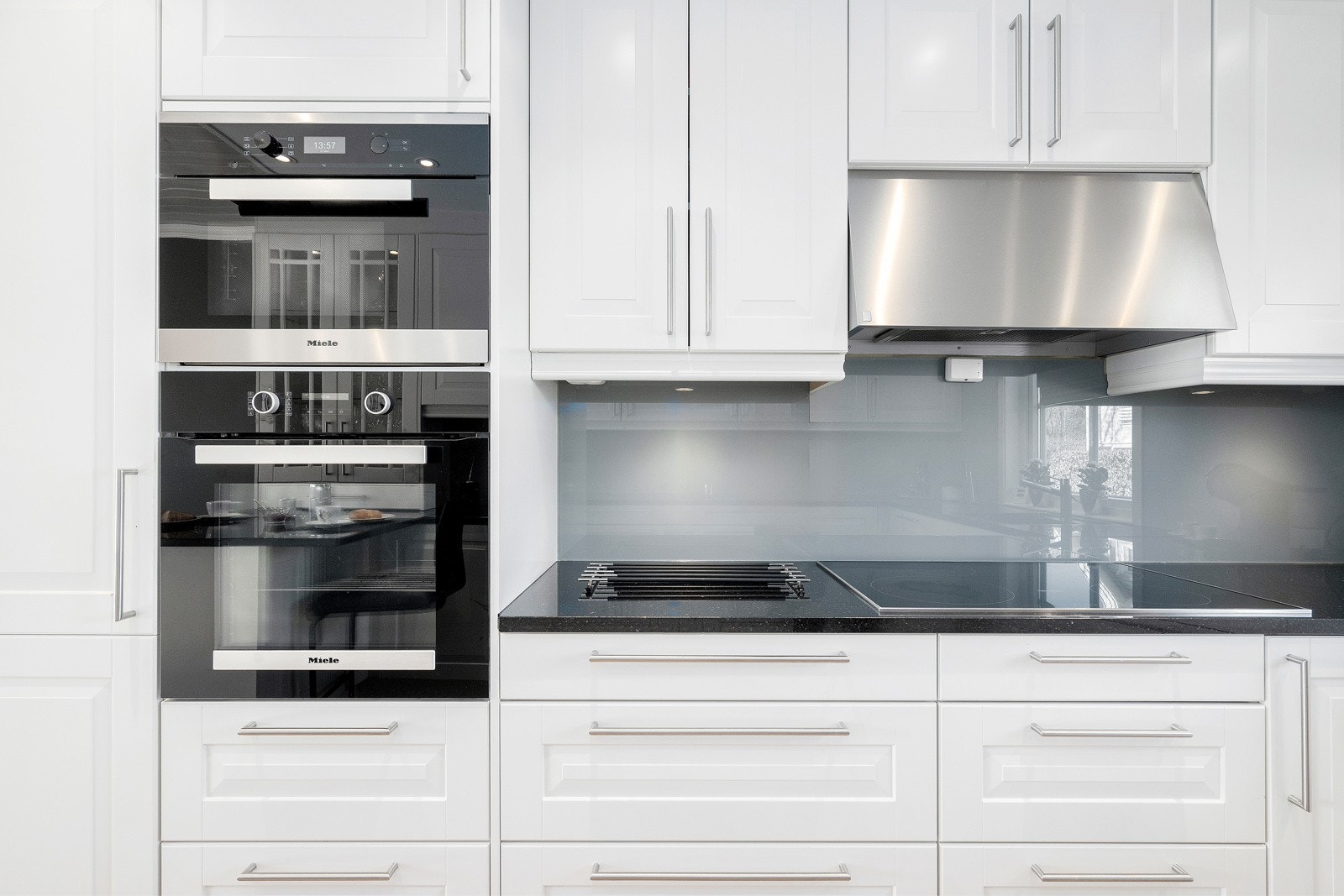 Integrert stekeovn og dampovn. Galleribilde