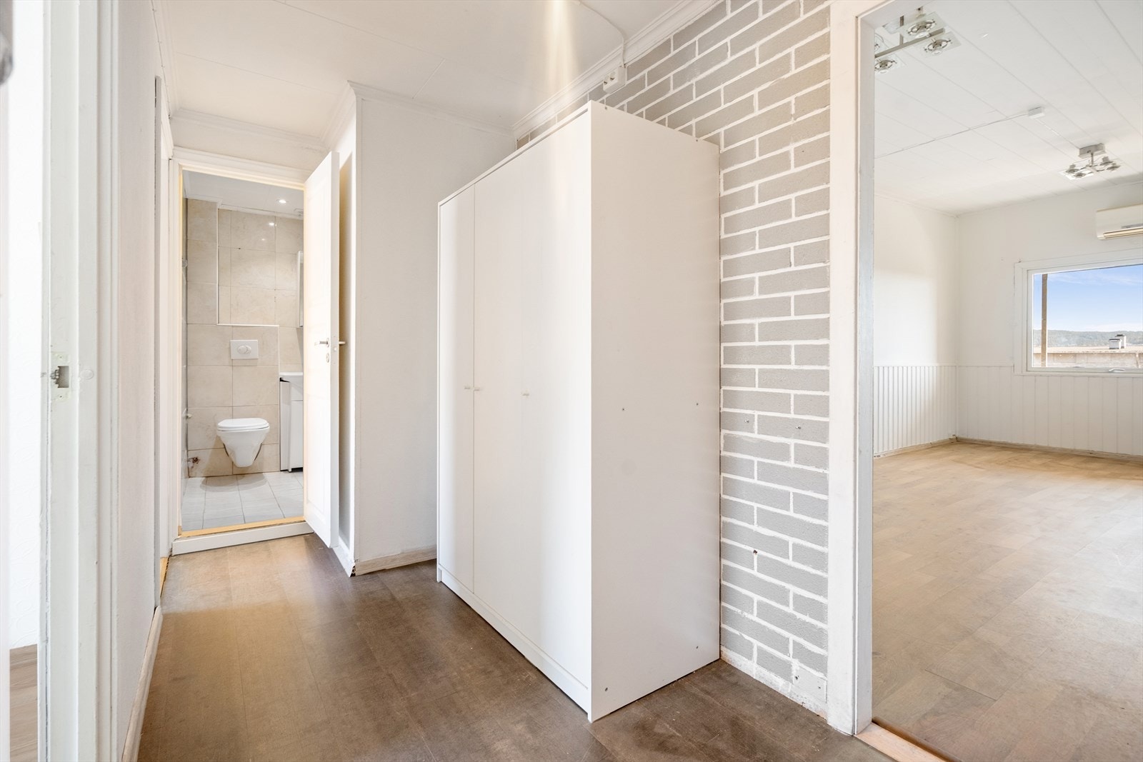 Entré med mulighet for mye oppbevaring. Galleribilde