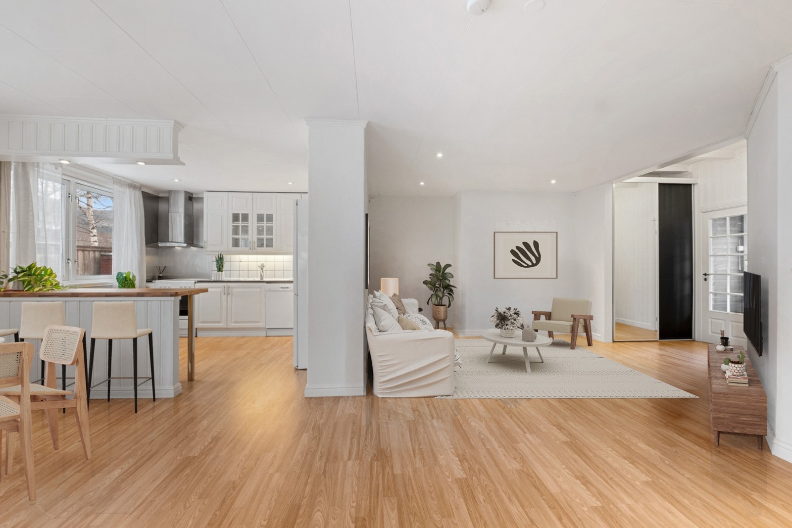 Spotter i tak for balansert belysning Galleribilde