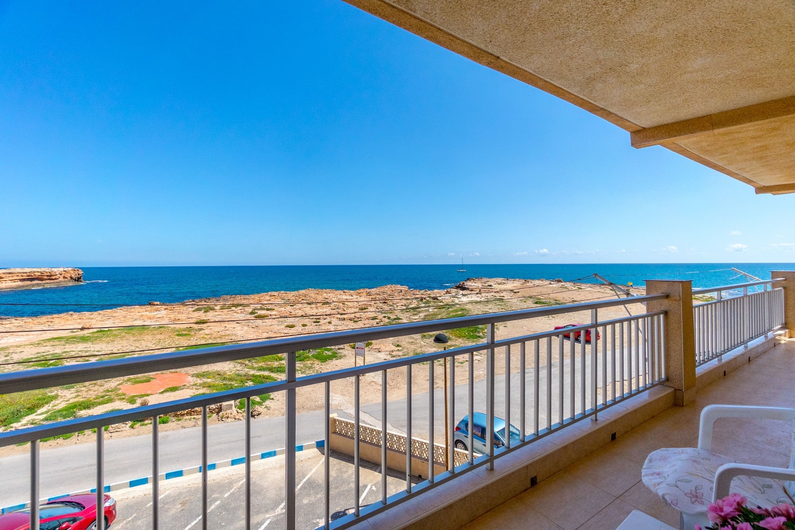 Terrasse ved inngangen Galleribilde