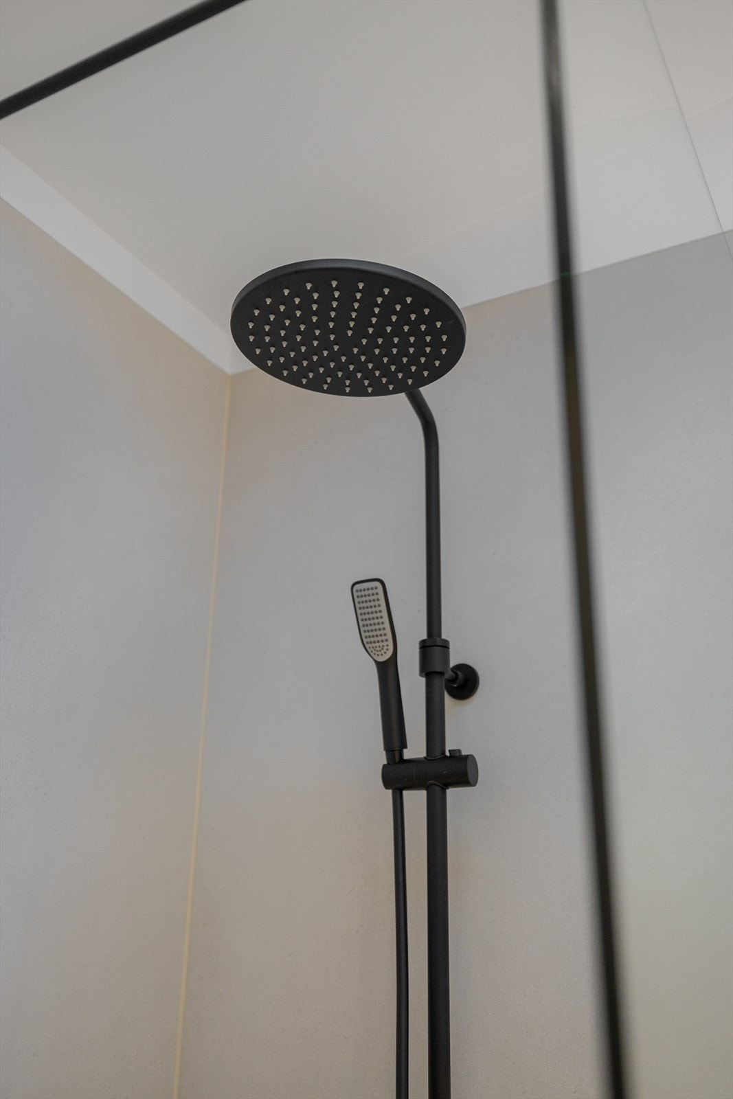 Et praktisk og delikat baderom. Galleribilde