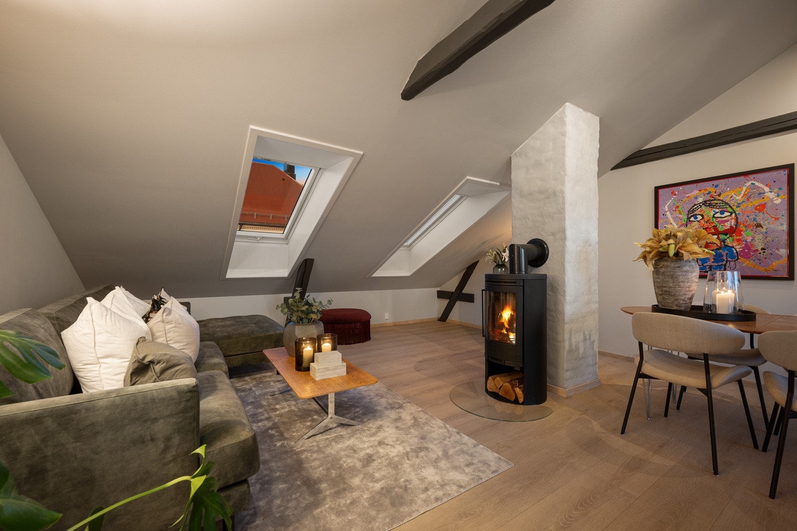 Gulvareal på 120 kvm og god takhøyde Galleribilde