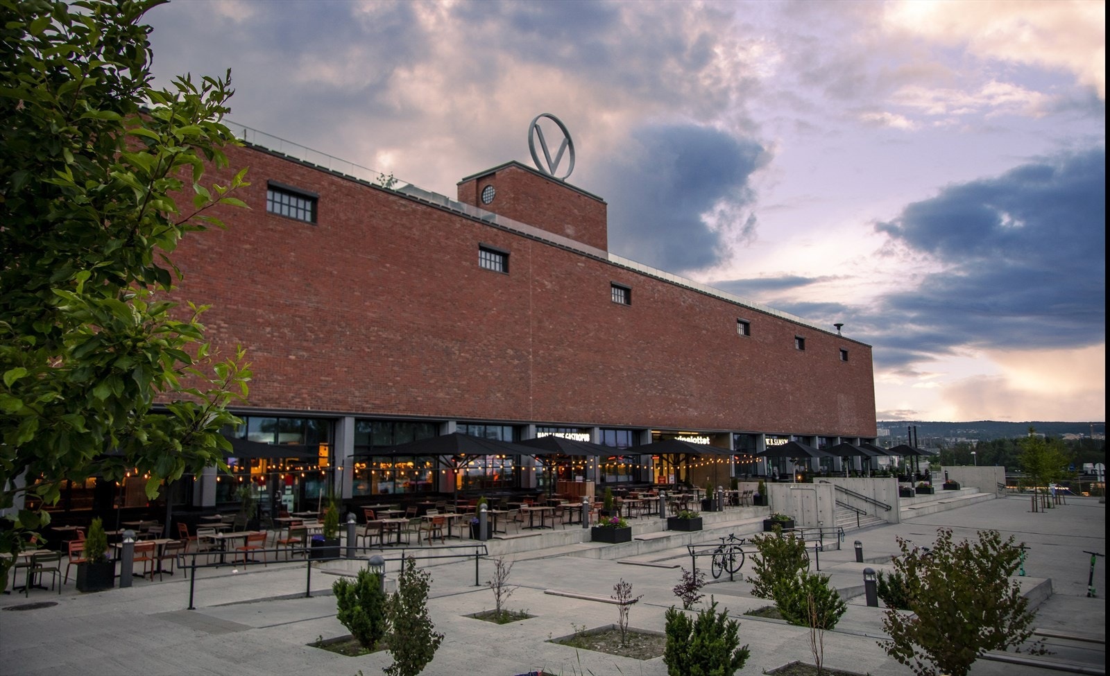 Populære Vinslottet byr på et spennende serverings- og butikktilbud Galleribilde