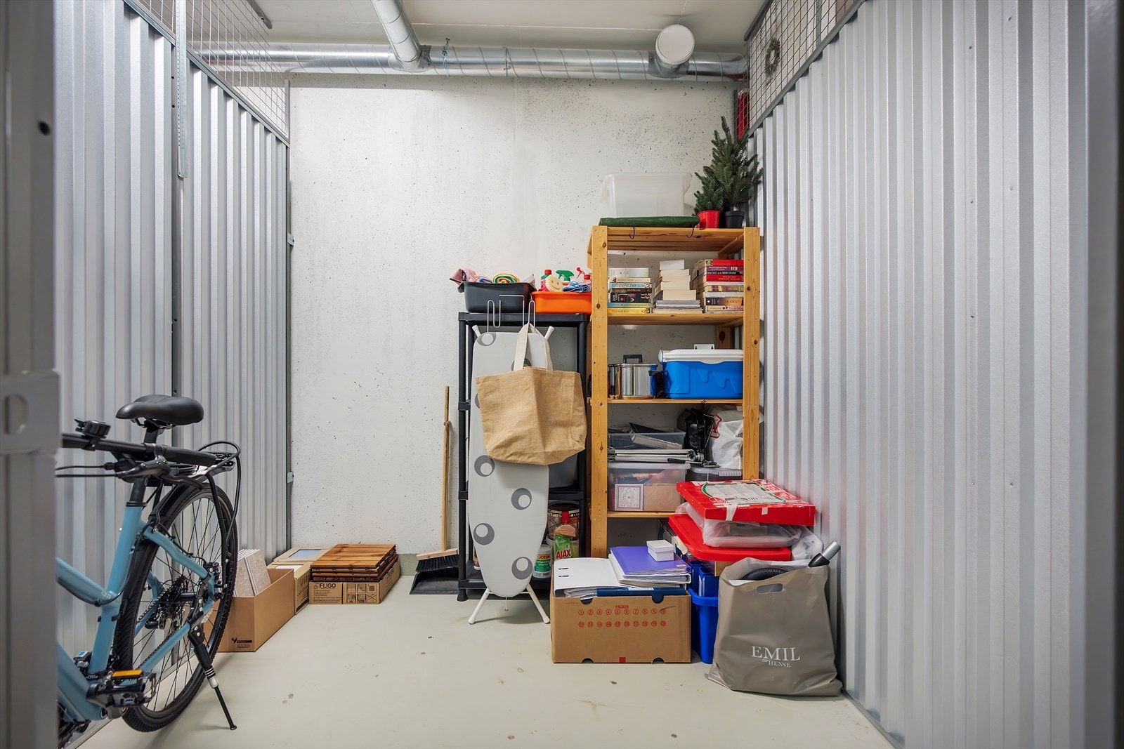 - Det medfølger en ekstern bod i kjelleren på 5 m² - Galleribilde