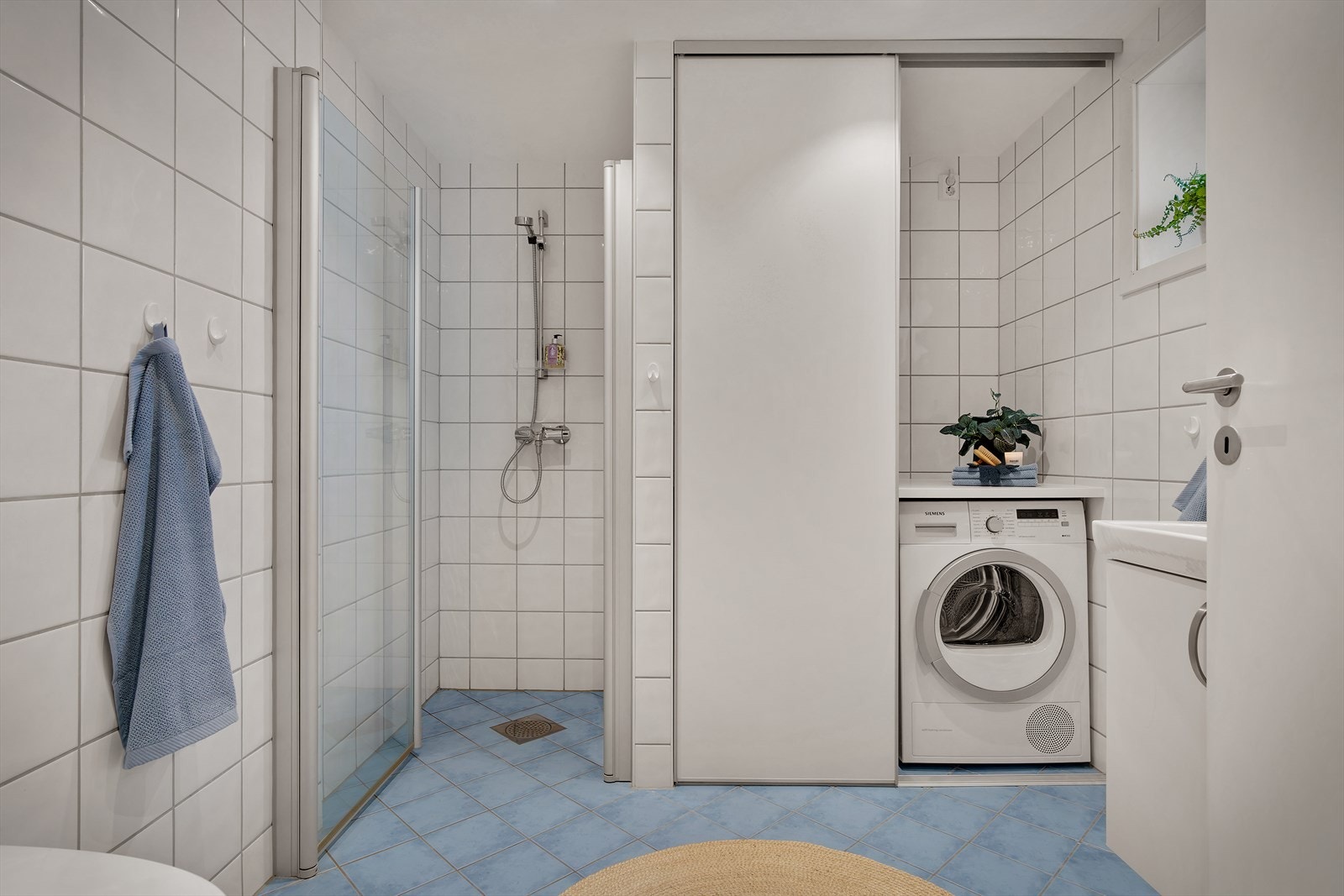- Lyst helfliset bad på 6,2 m² - Galleribilde