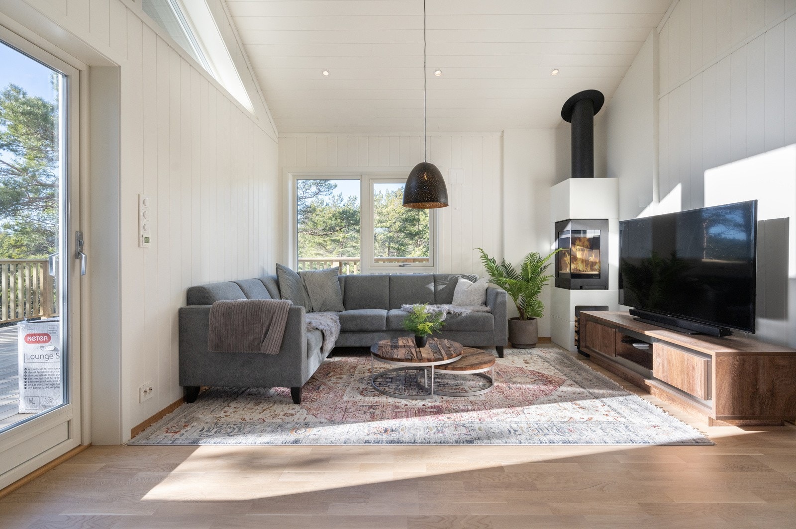 Stue - interiørbilder fra nabohytta (avvik må påregnes) Galleribilde