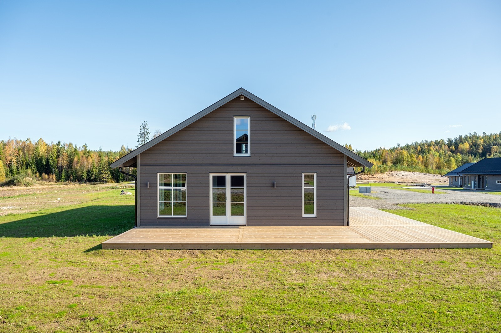 Terrassen er på hele 53 kvm og har svært gode solforhold. Galleribilde