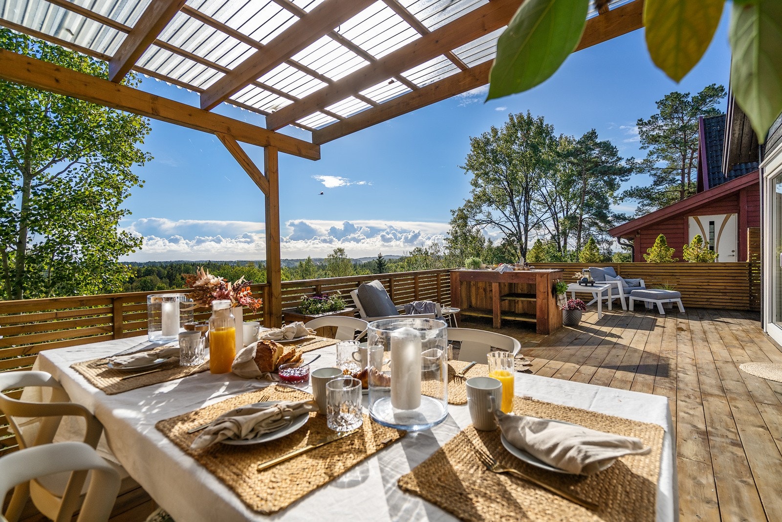 Herlig terrasse med pergola Galleribilde