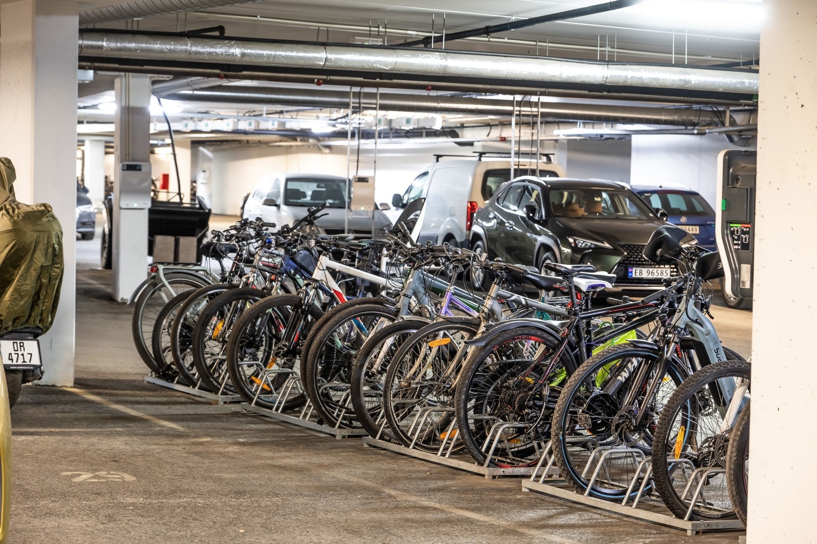 Sykkelparkering i garasjeanlegget Galleribilde
