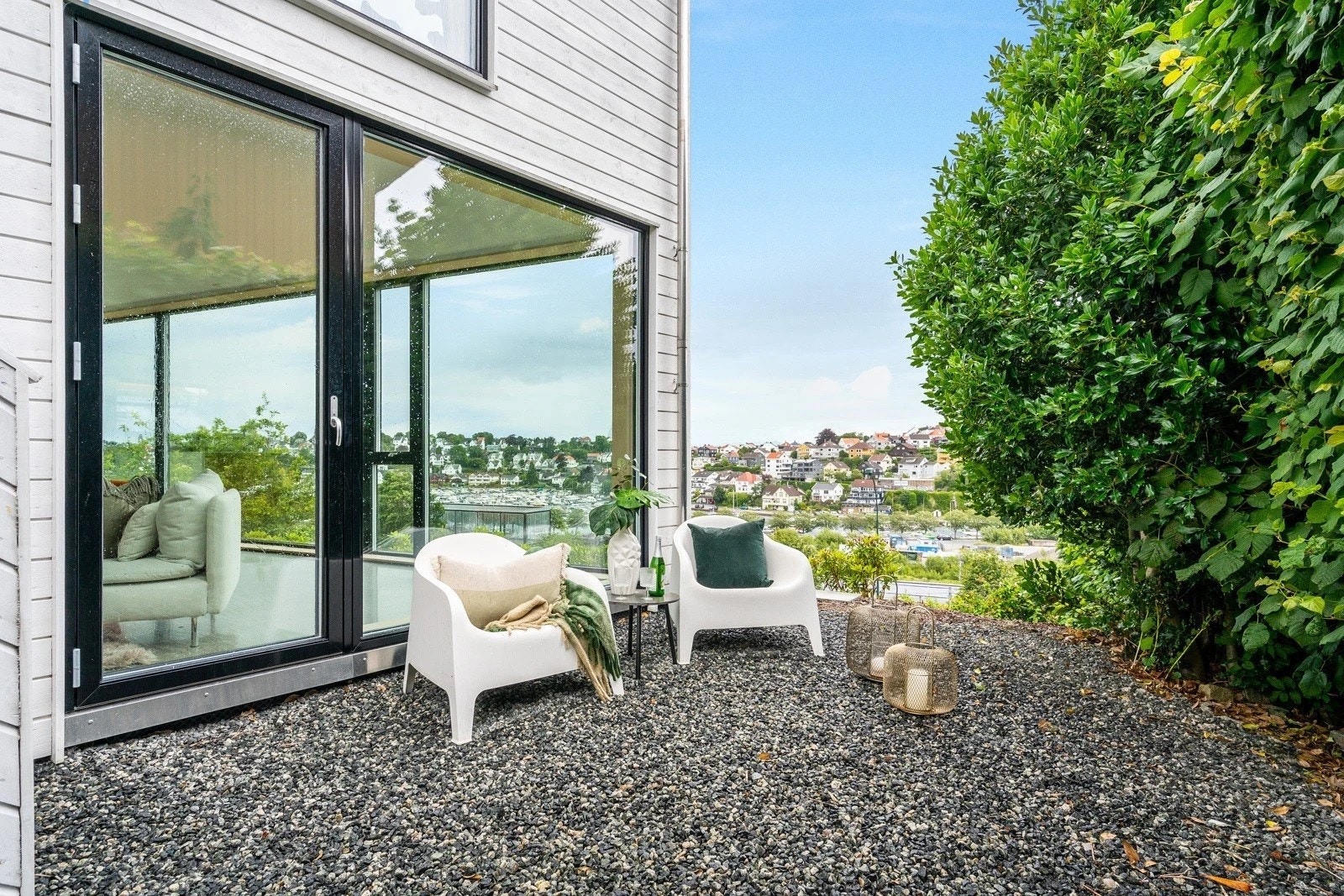 Uteområdet Galleribilde