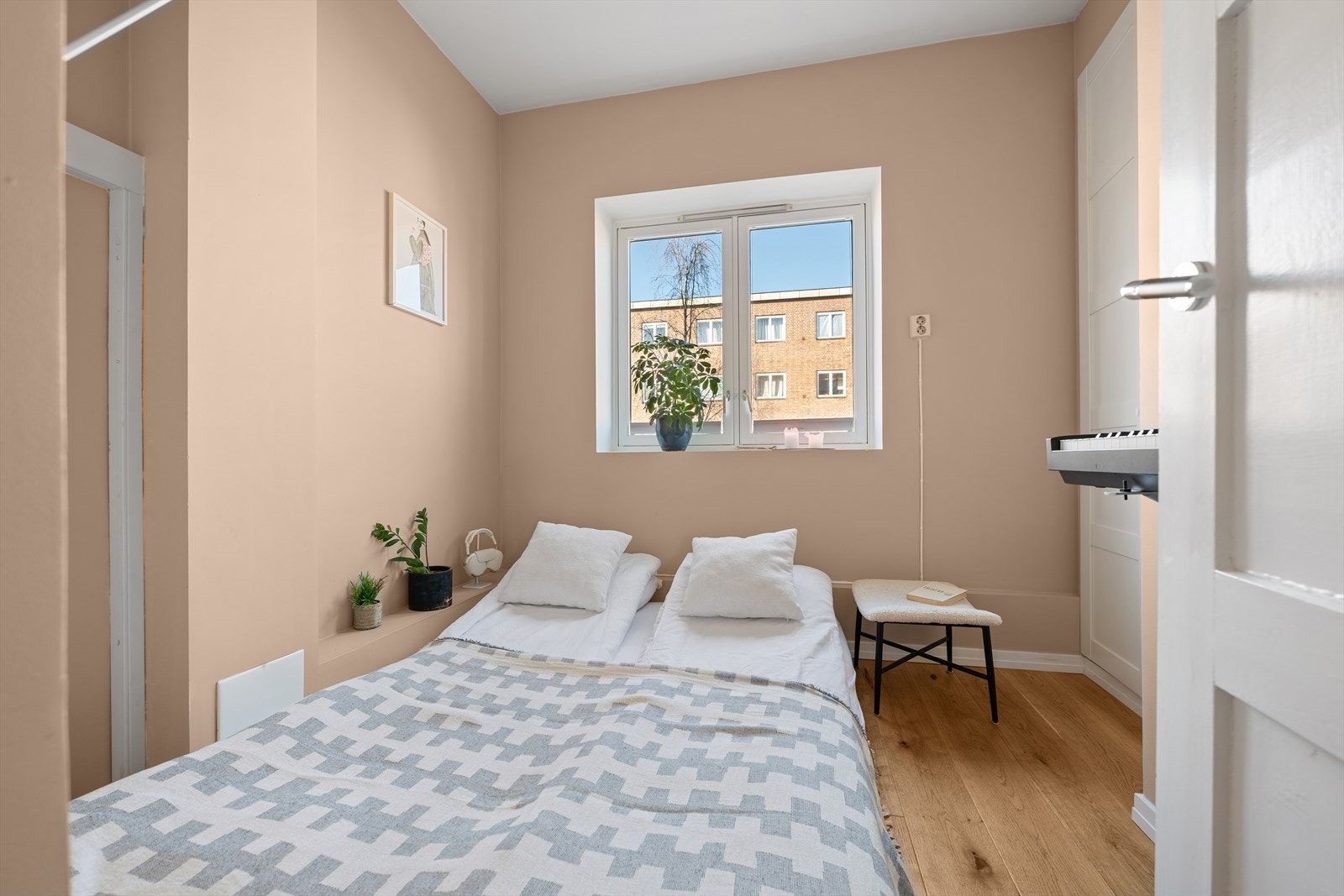 Soverom II passer perfekt som barnerom, gjesterom eller kontor Galleribilde