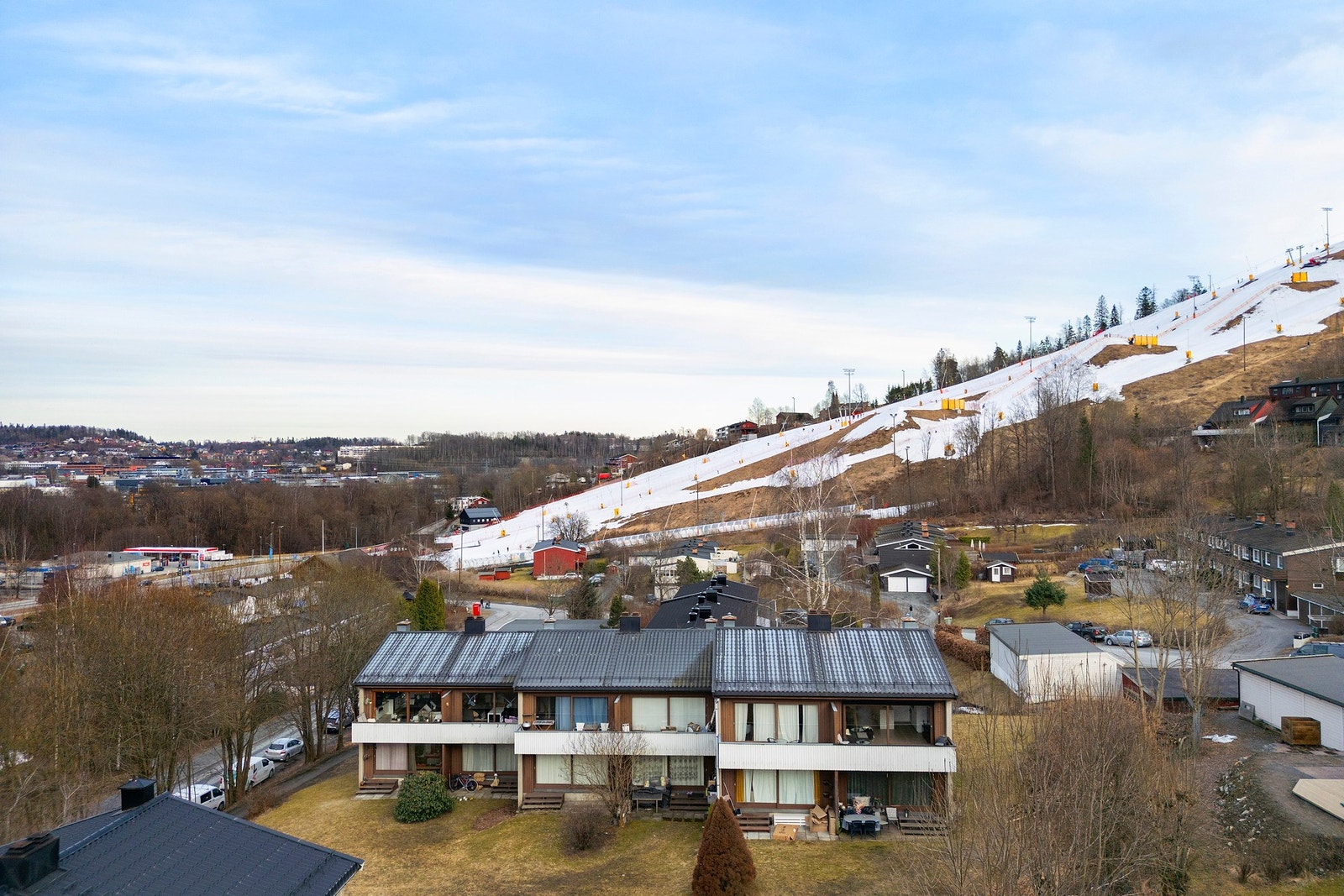 Nærområdet - Populære Kirkerudbakken ligger kun 5 minutters gange unna Galleribilde