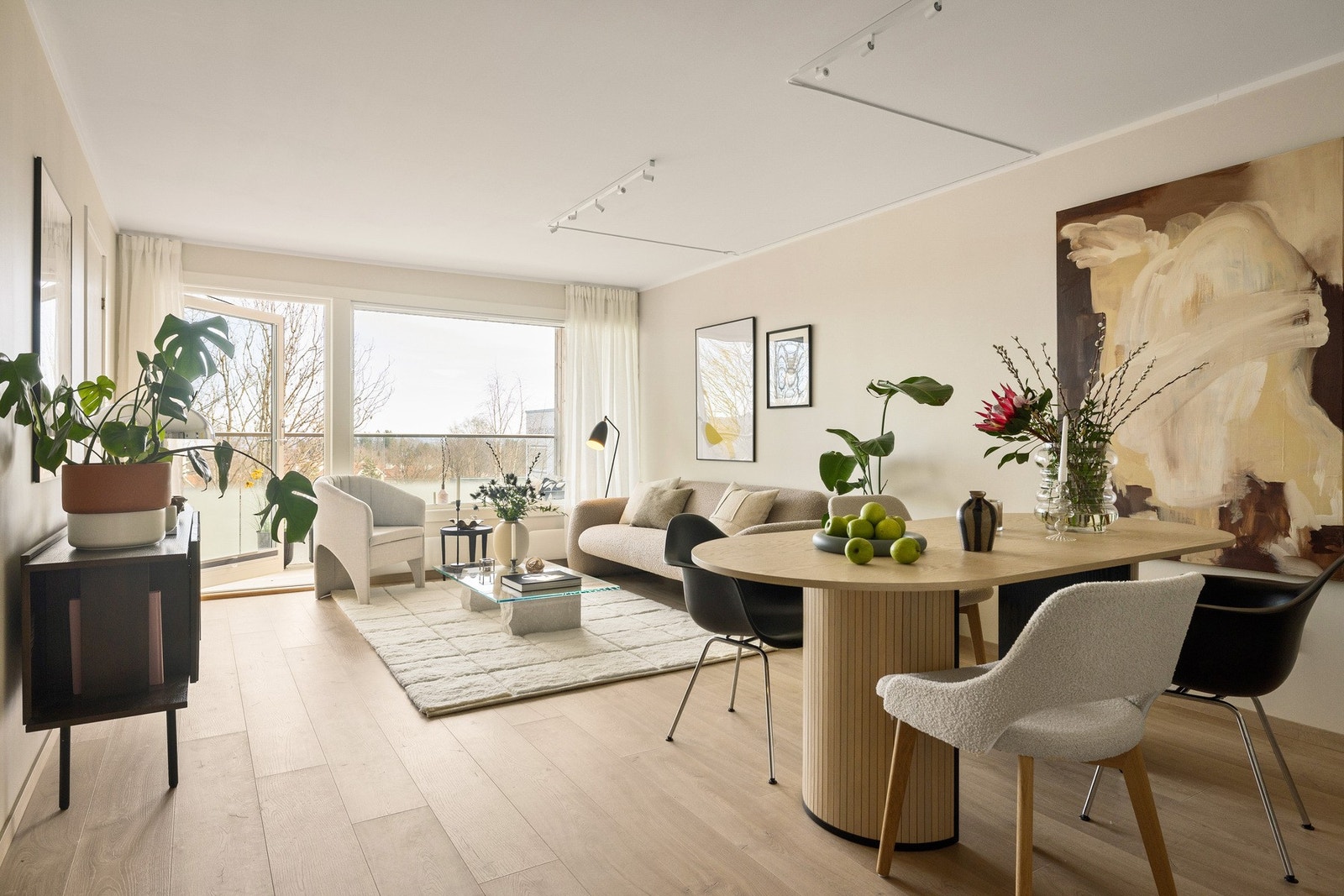 Vakker og funksjonell 2-romsleilighet i 5. etasje (heisadkomst): Denne må du se! Galleribilde