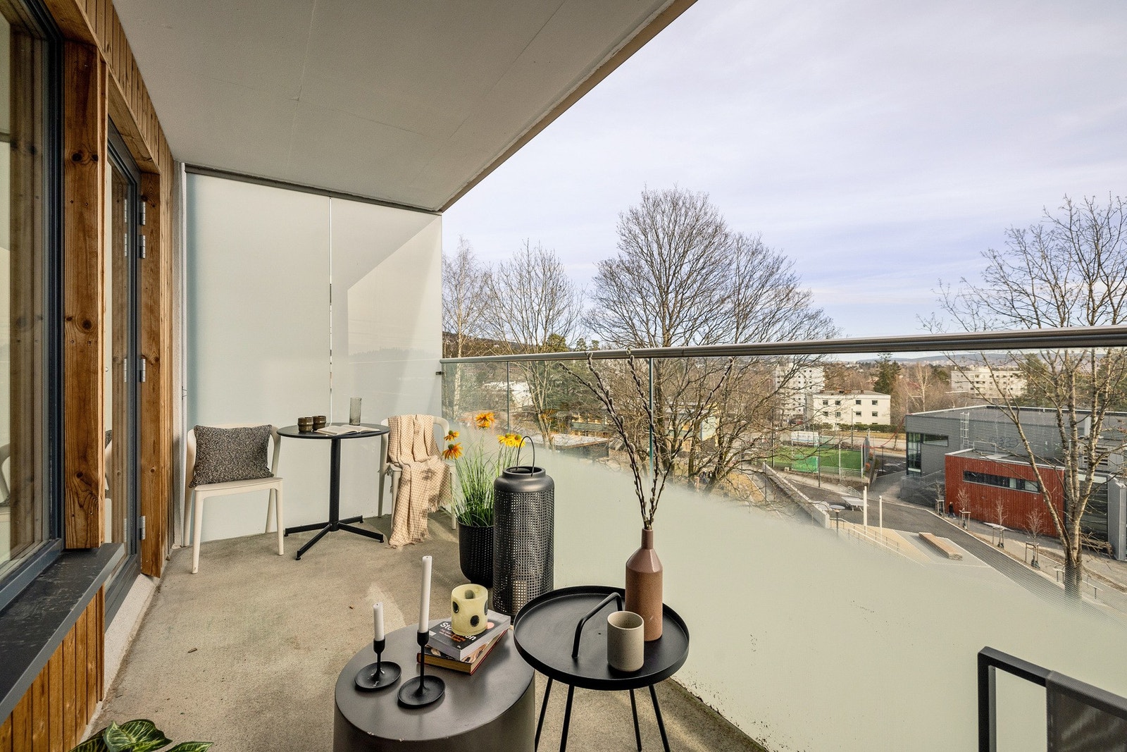 Vedlikeholdshistorikken til borettslaget er imponerende. Ila de sist årene er det gjennomført fasaderehabilitering med etterisolering, nye vinduer, rør- og baderomsrehabilitering og mer. Se salgsoppgave. Galleribilde