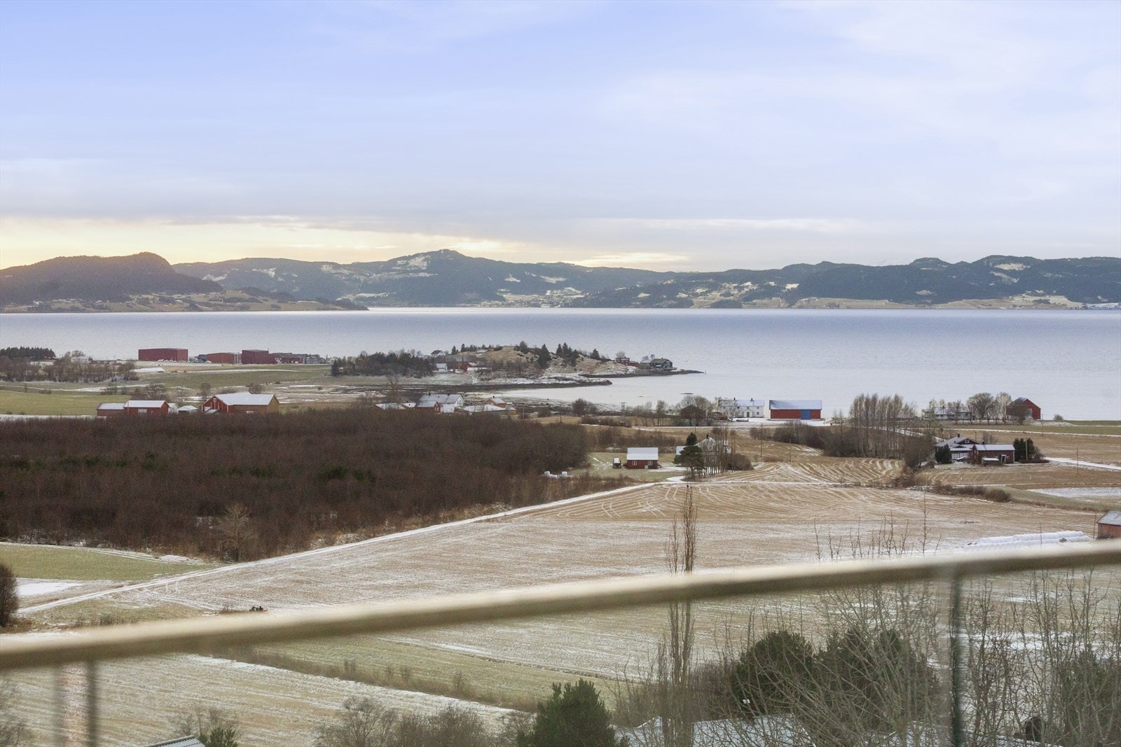 Også her kan man nyte den fantastiske fjordutsikten. Galleribilde