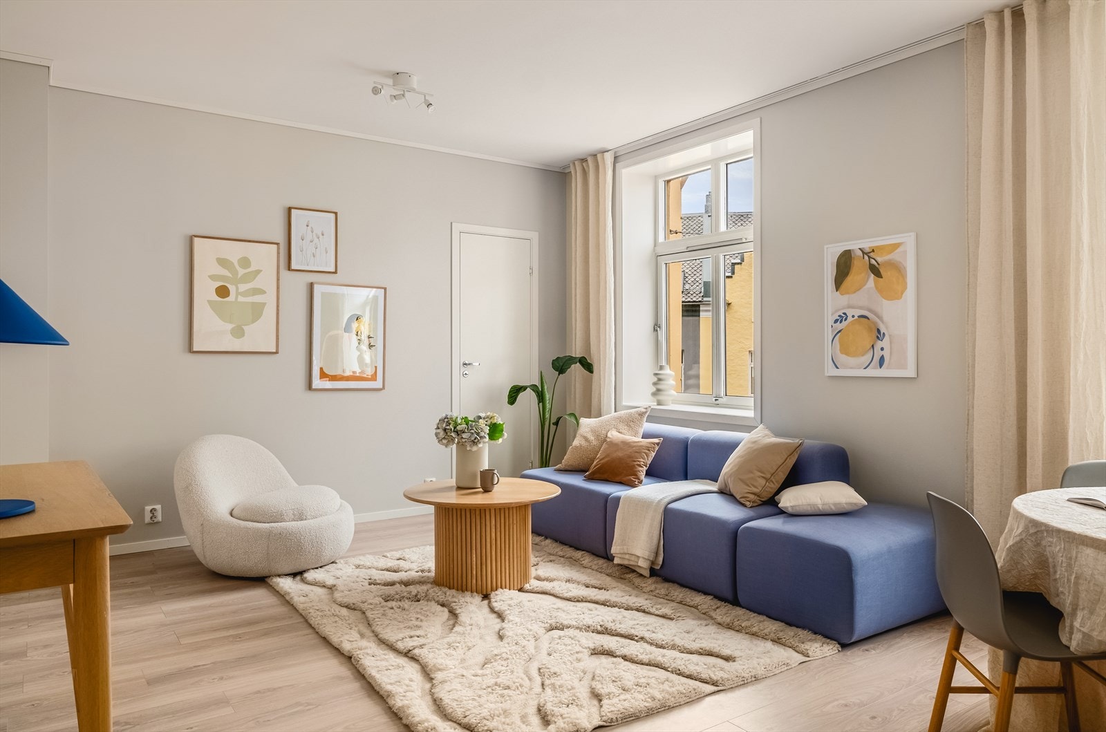 Rommet måler 24,7 m² - Galleribilde