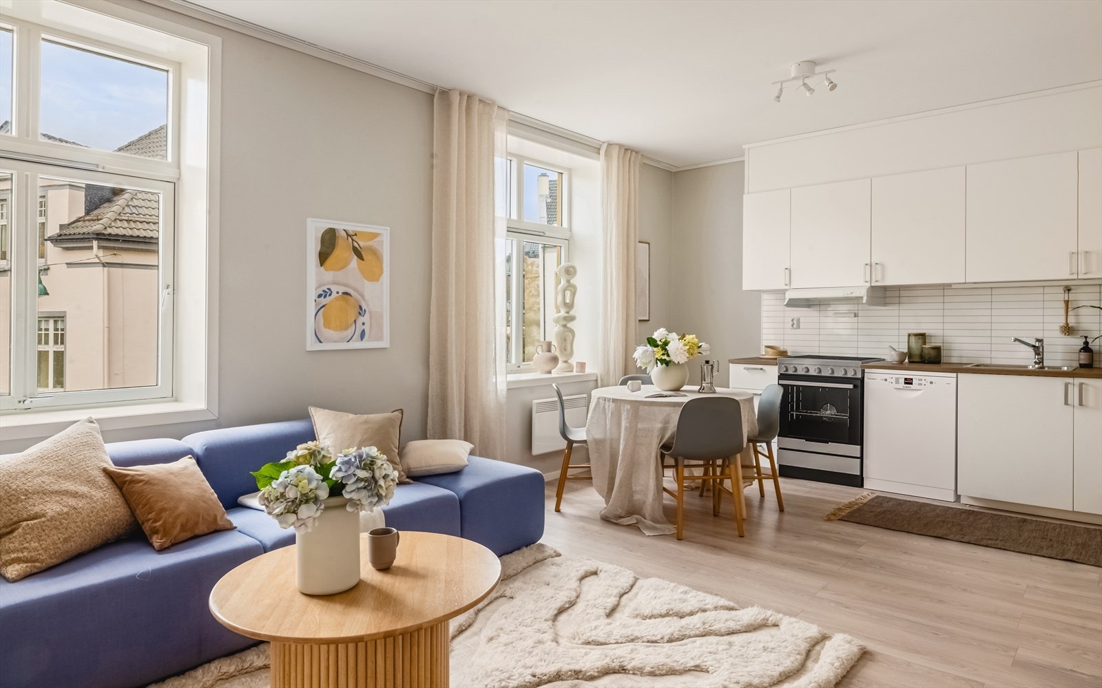 - Bygget ble pusset opp i 2018 med nye innervegger, isolasjon, elektrisk anlegg og nye rør - Galleribilde