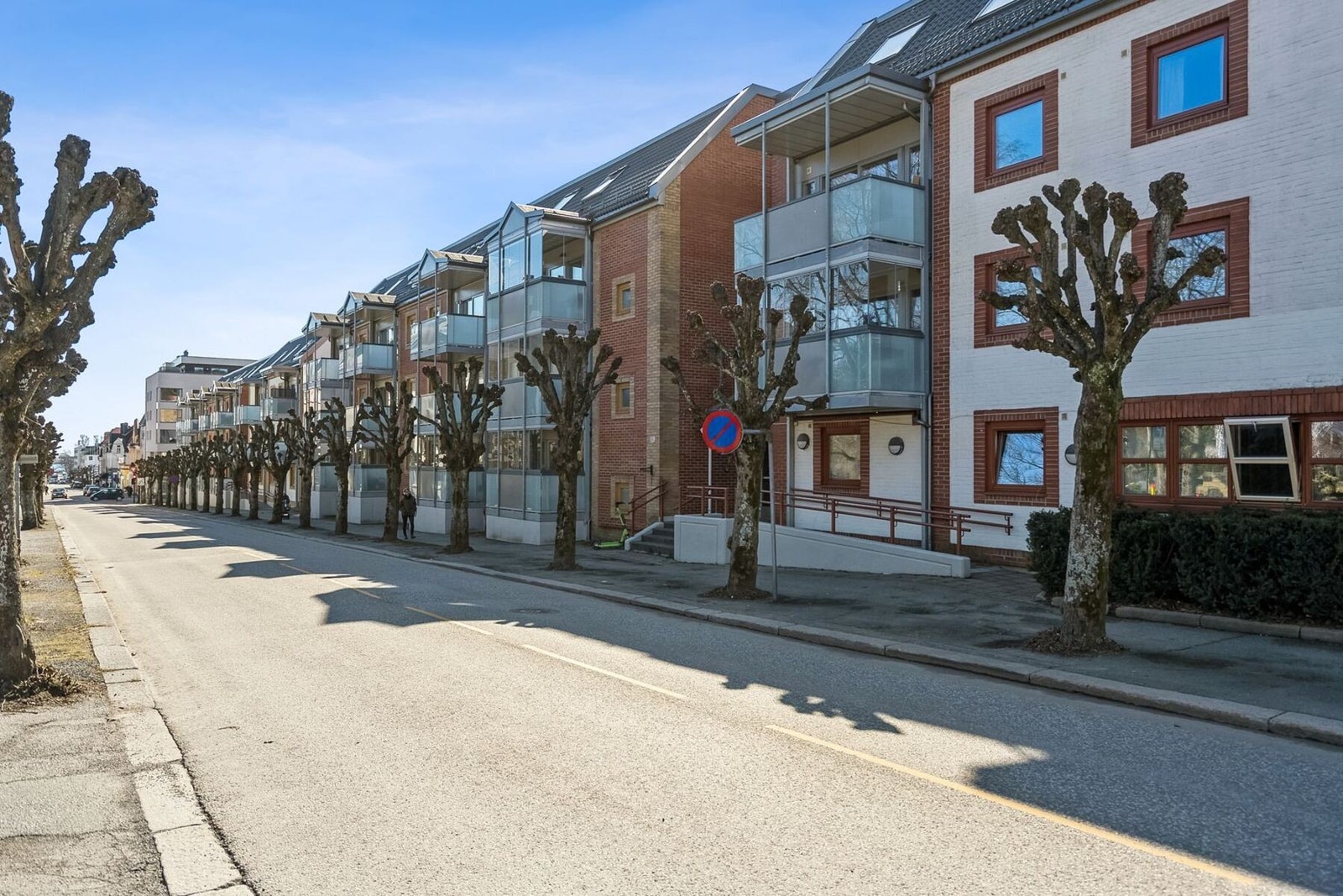 Borettslaget er velorganisert. Både inngangsparteiet og fellesarealer er innbydende. Galleribilde