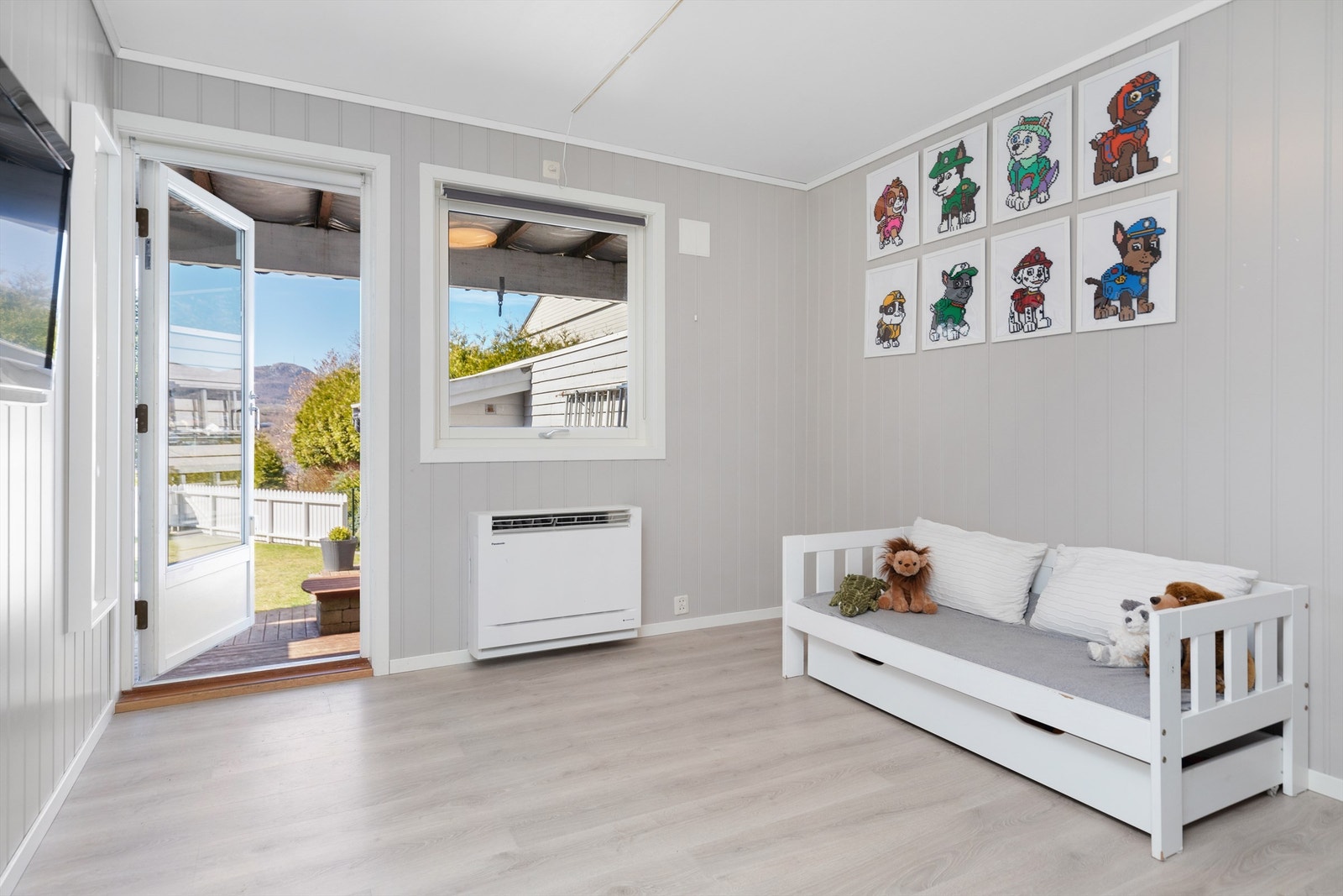 Soverom III med utgang til hage Galleribilde